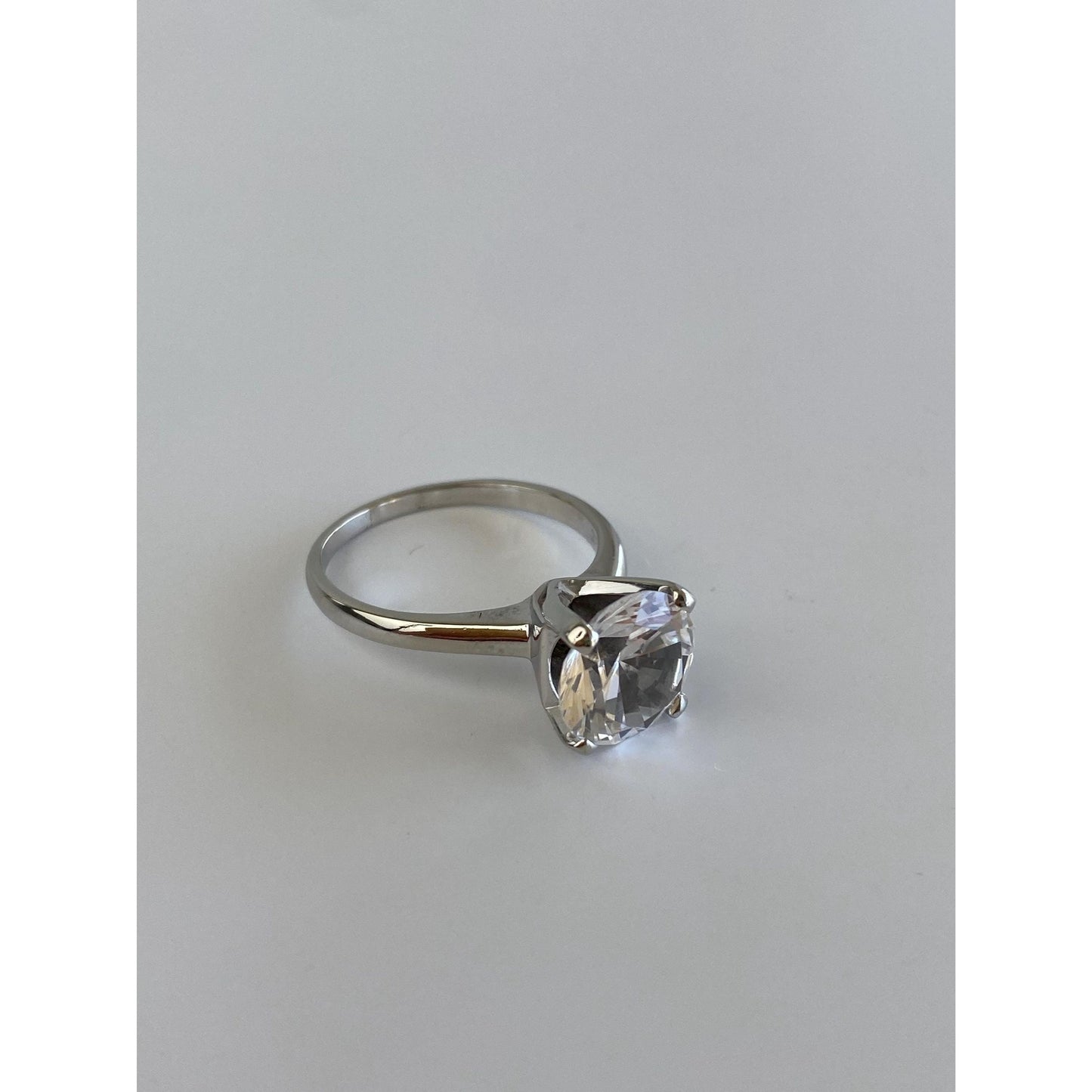 Vintage Solid 14k White Gold Clear Sapphire Ring - Size 7.75