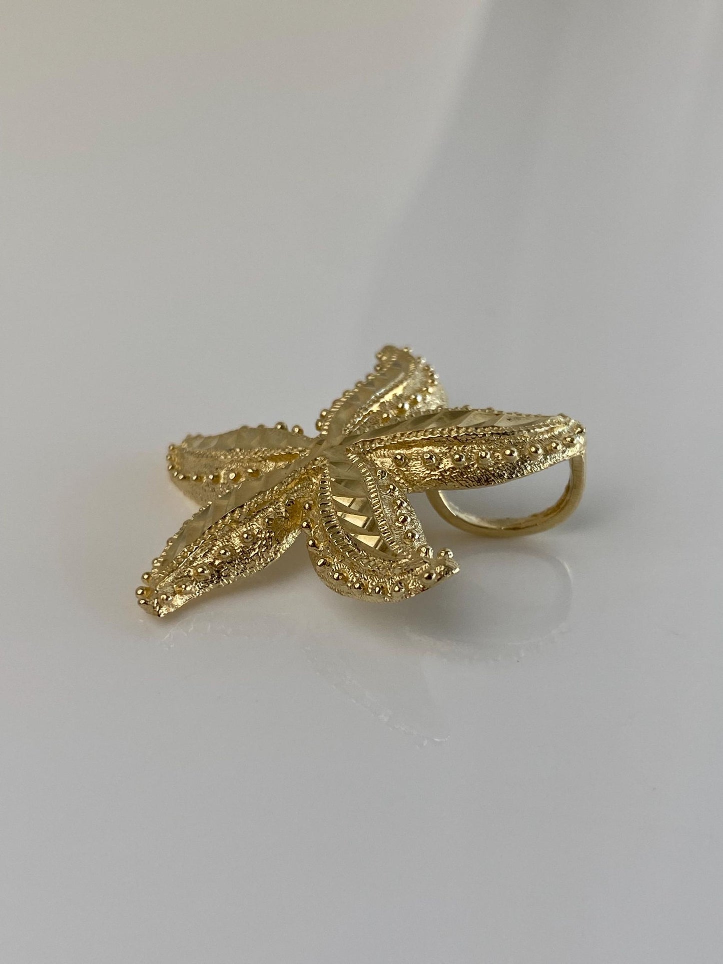 Vintage Solid 14k Yellow Gold Diamond Cut Starfish Slide Charm