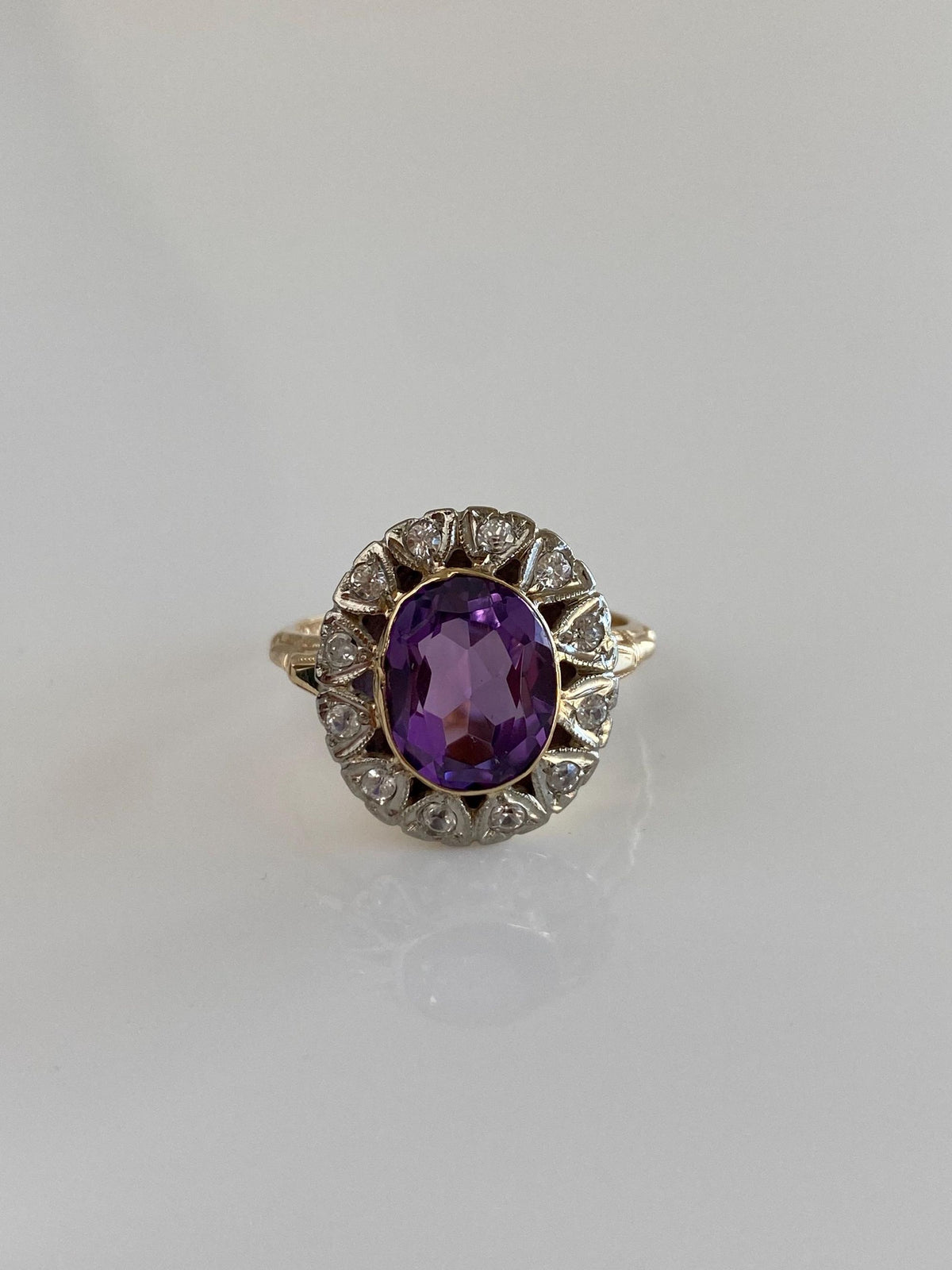 Vintage Solid 10k White & Yellow Gold Clear Spinel Halo Amethyst Ring - Size 6.5