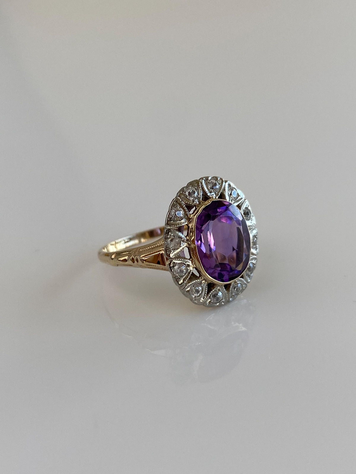 Vintage Solid 10k White & Yellow Gold Clear Spinel Halo Amethyst Ring - Size 6.5