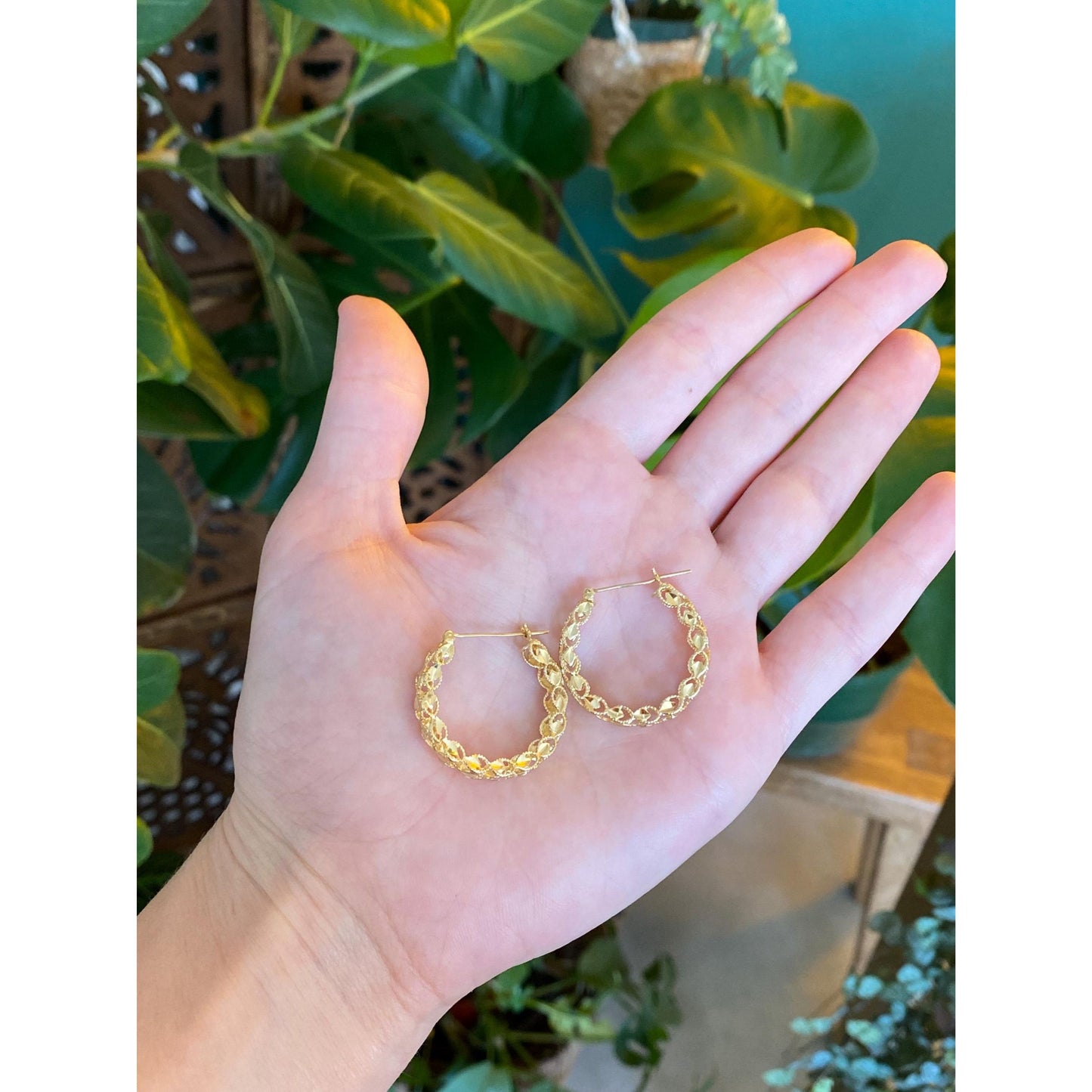 Vintage Solid 14k Yellow Gold Diamond Cut Open Work Hoop Earrings