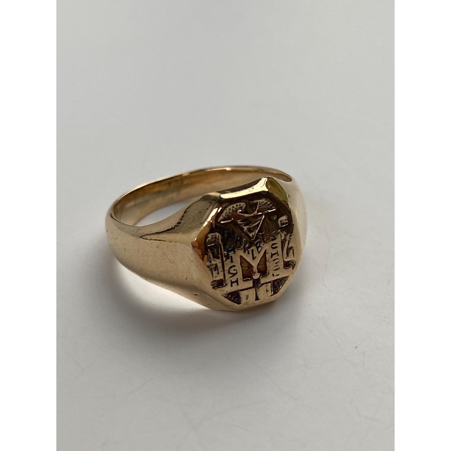 Vintage Solid 10k Yellow Gold 'M' School Signet Ring - Size 4.75