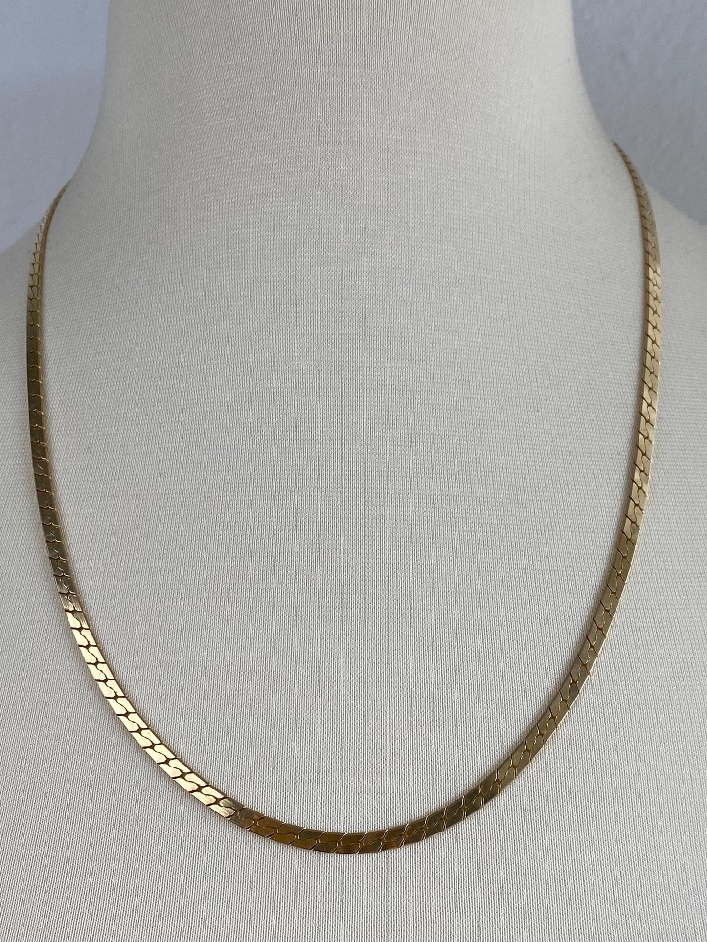 Vintage Solid 14k Yellow Gold Flat Curb Chain Necklace - 23.5 inches