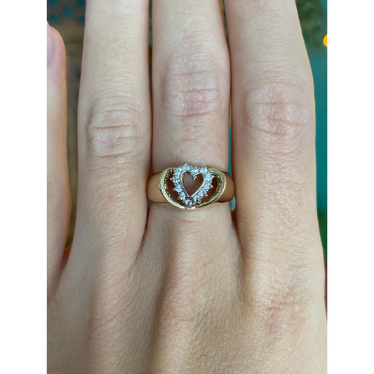 Vintage Solid 14k White & Yellow Gold Cubic Zirconia Heart Ring Band - Size 6.5