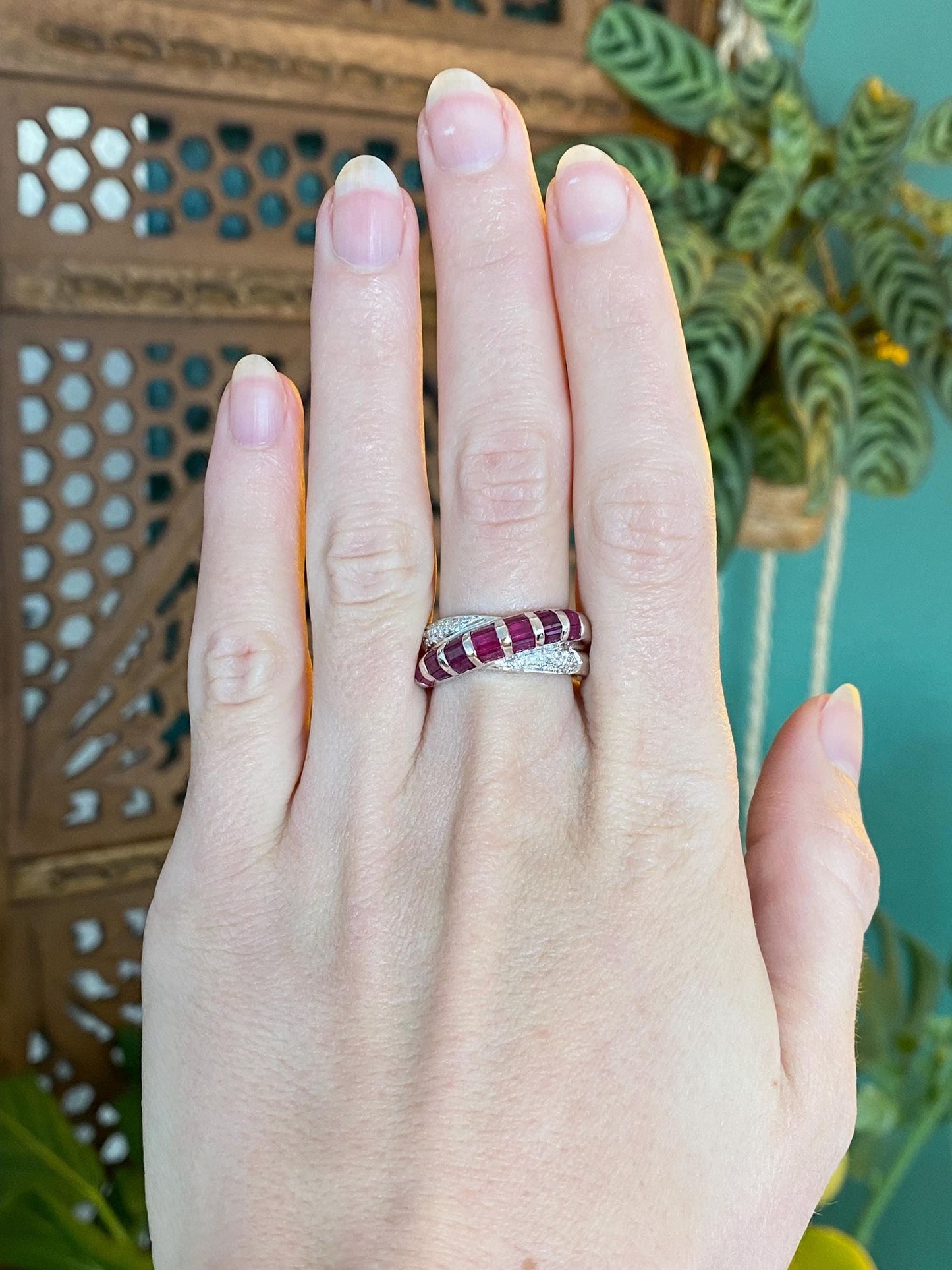 Vintage Solid 14k White Gold Pink Sapphire Diamond Twist Ring - Size 8.5