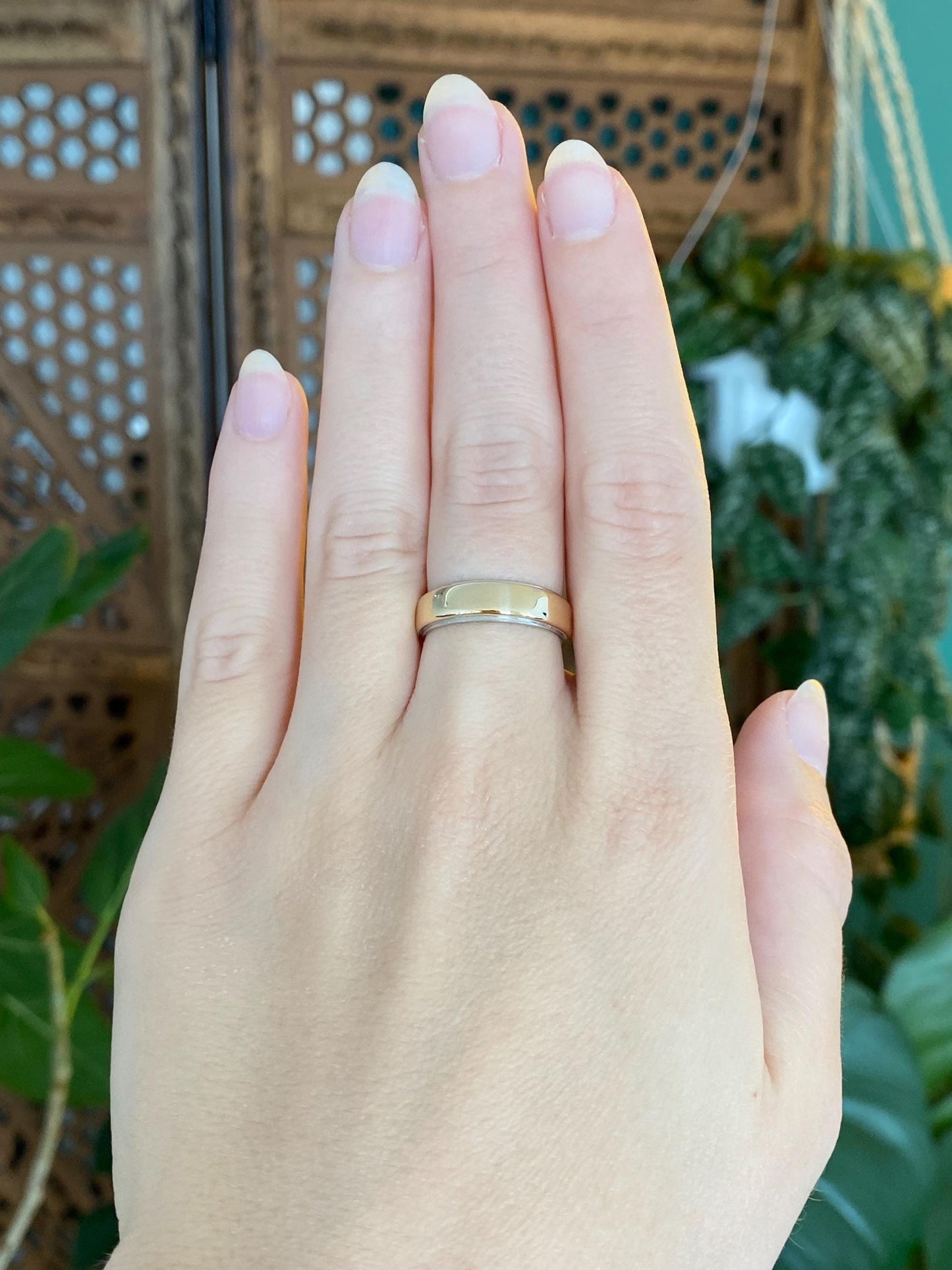 Vintage Solid 14k White & Yellow Gold Ring Band - Size 6.5