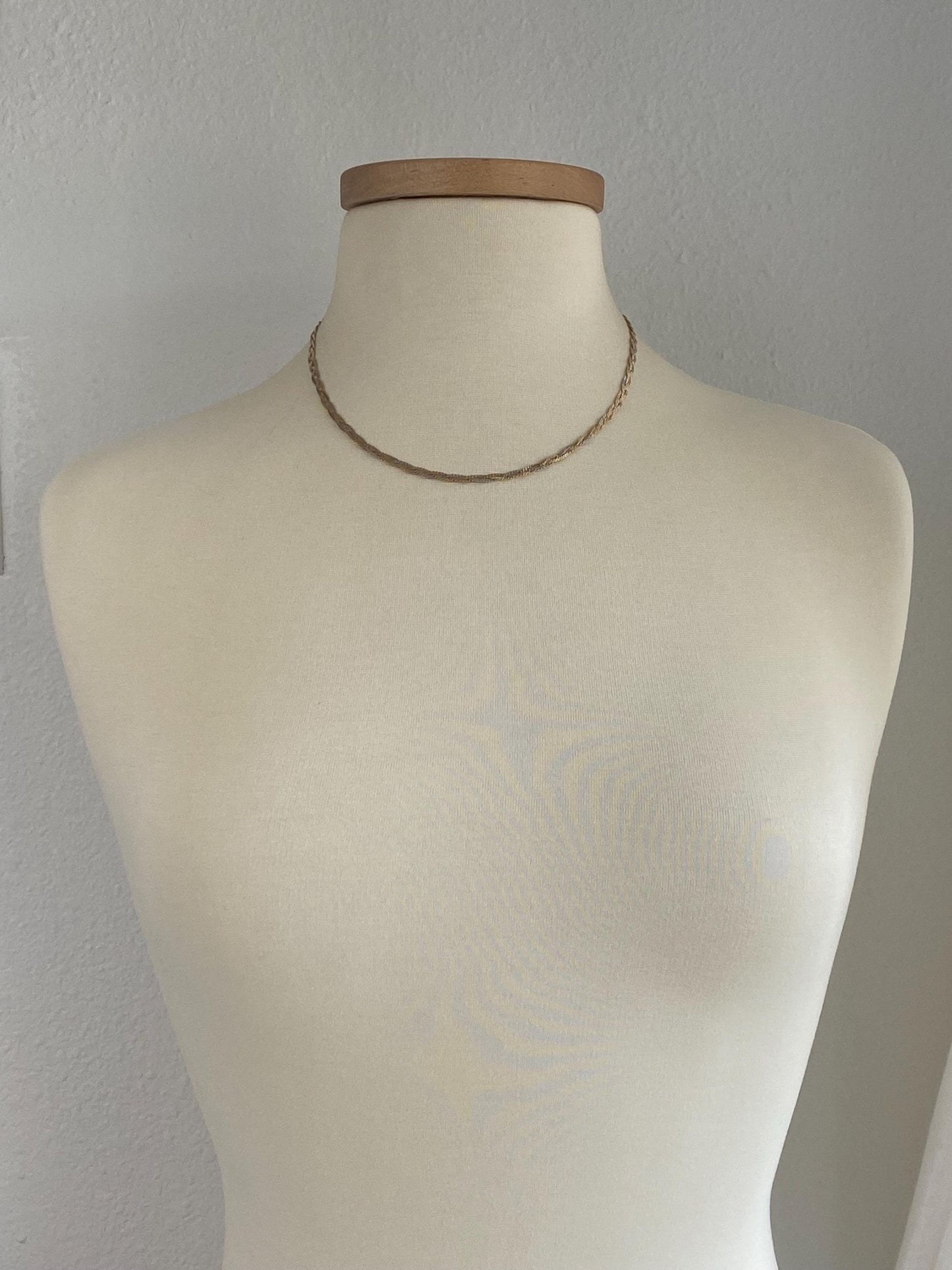 Vintage Solid 14k Tri Tone Braided Serpentine Chain Necklace - 18.5 inches