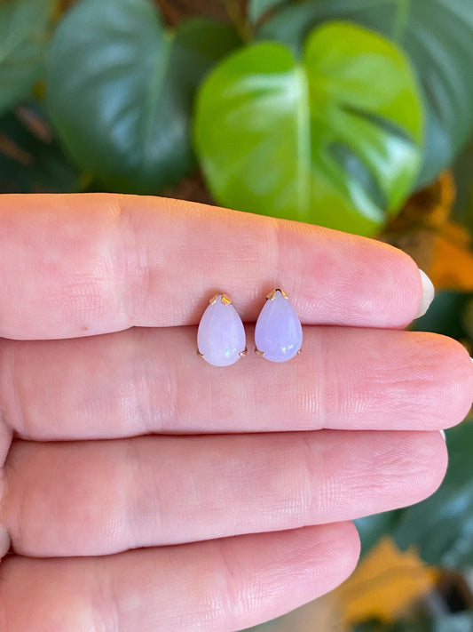 Solid 10k Yellow Gold Light Purple Jade Teardrop Stud Earrings