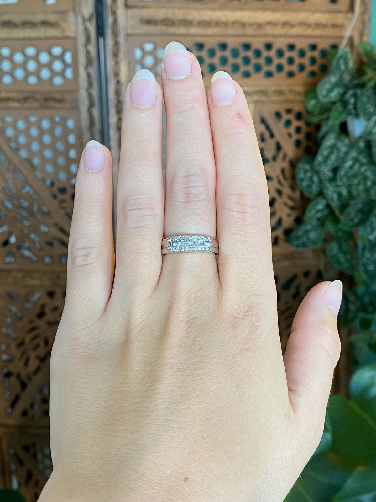 Vintage Solid 14k White Gold Baguette & Round Diamond Ring Band - Size 6.75