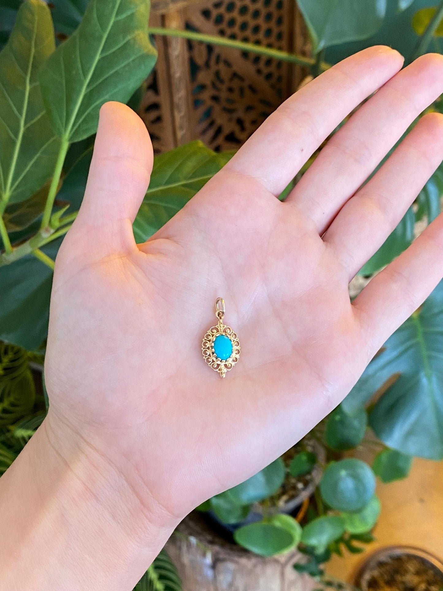 Vintage Solid 14k Yellow Gold Turquoise Charm