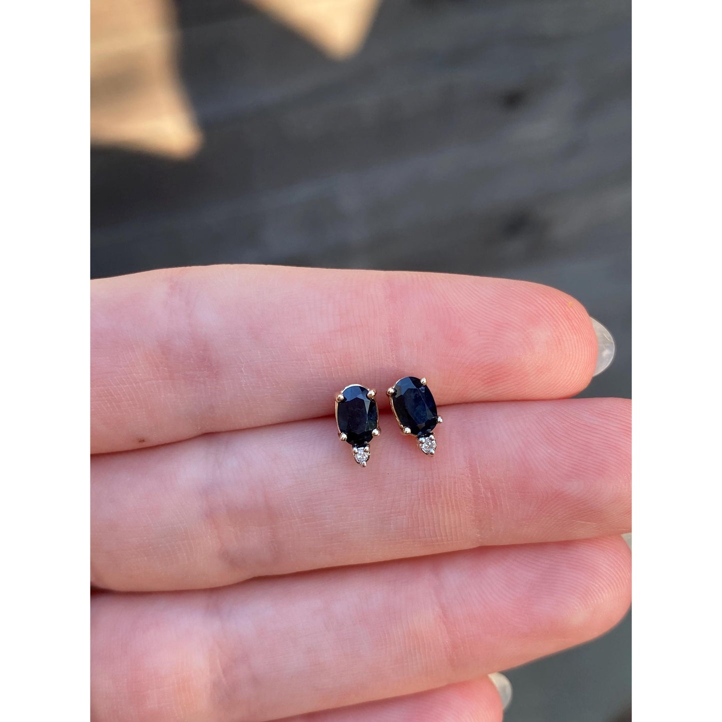 Vintage Solid 14k Yellow Gold Dark Blue Spinel Diamond Stud Earrings