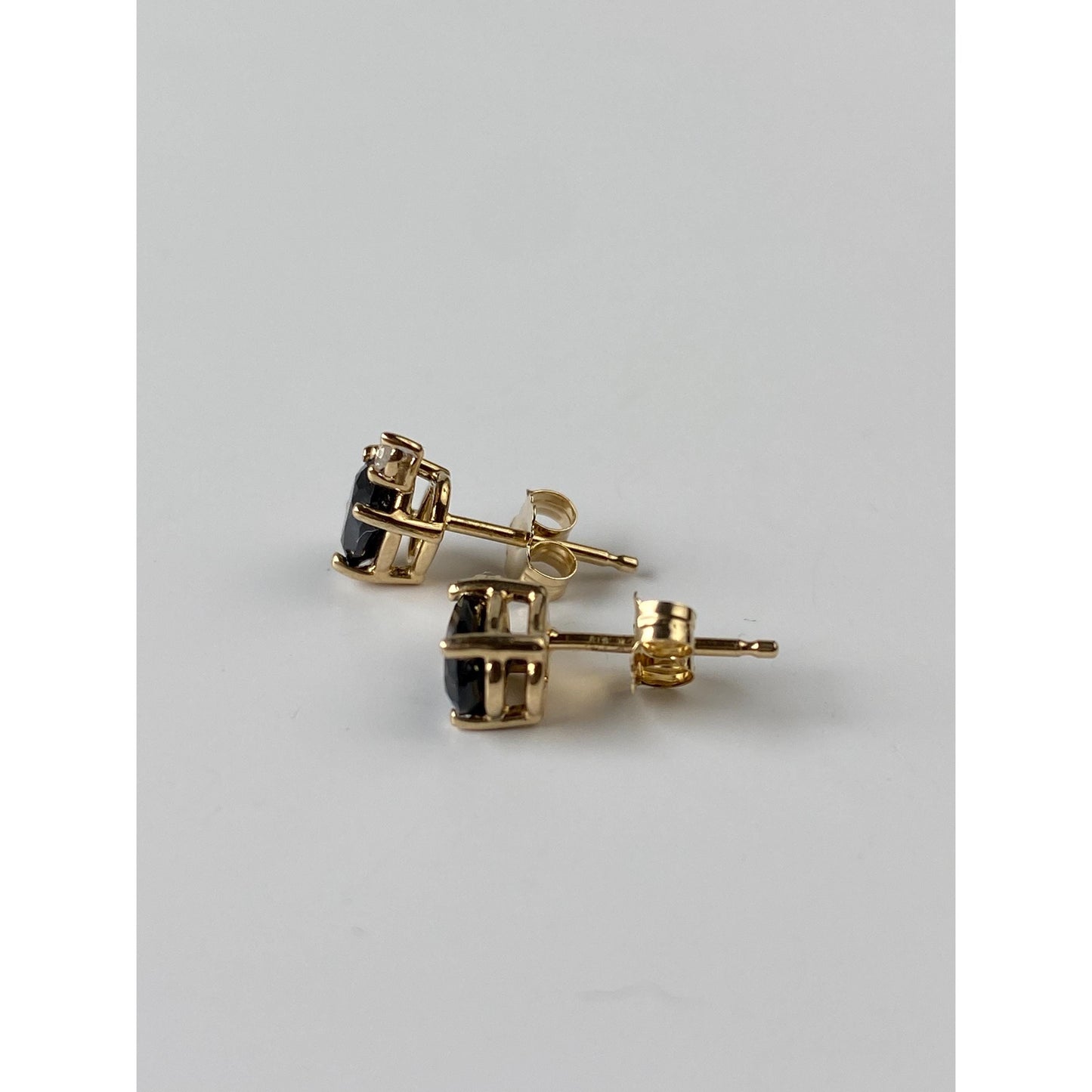 Vintage Solid 14k Yellow Gold Dark Blue Spinel Diamond Stud Earrings
