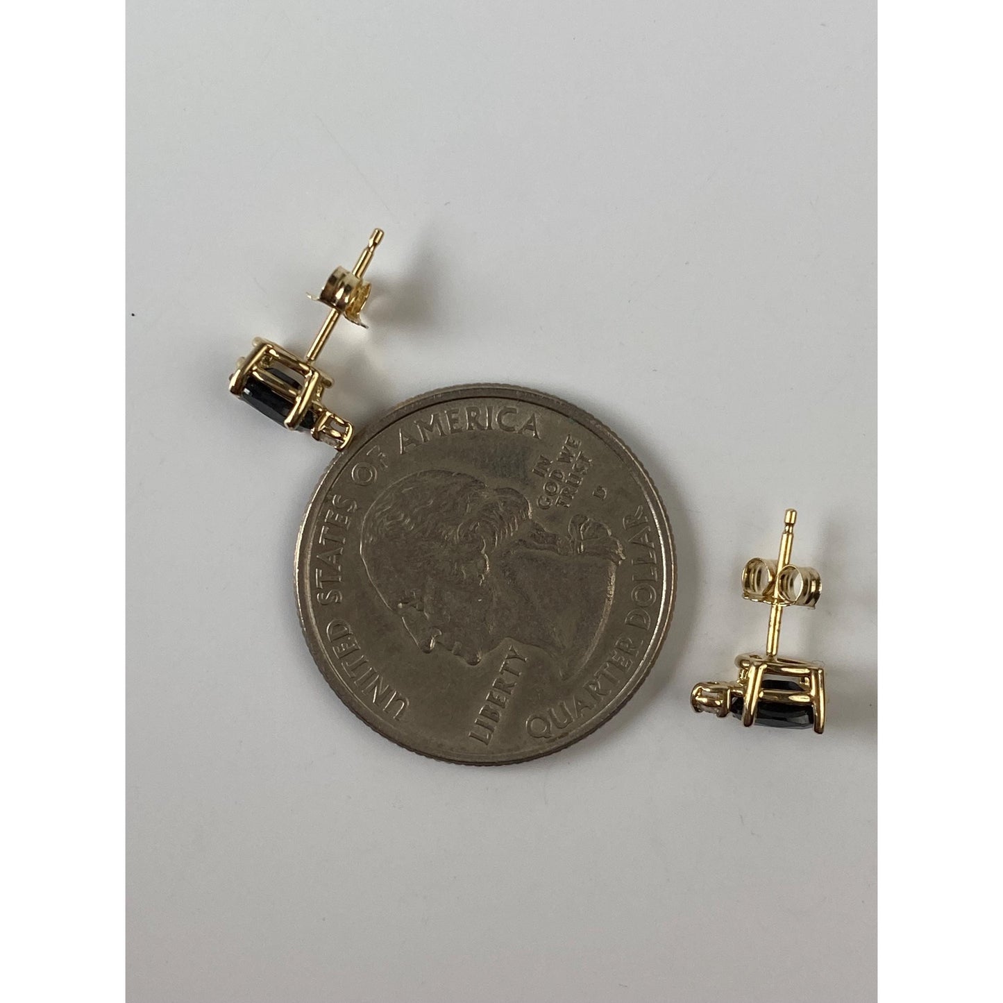 Vintage Solid 14k Yellow Gold Dark Blue Spinel Diamond Stud Earrings