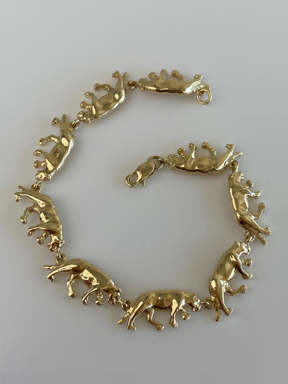 Solid 14k Yellow Gold Jaguar Link Bracelet - 7 inches