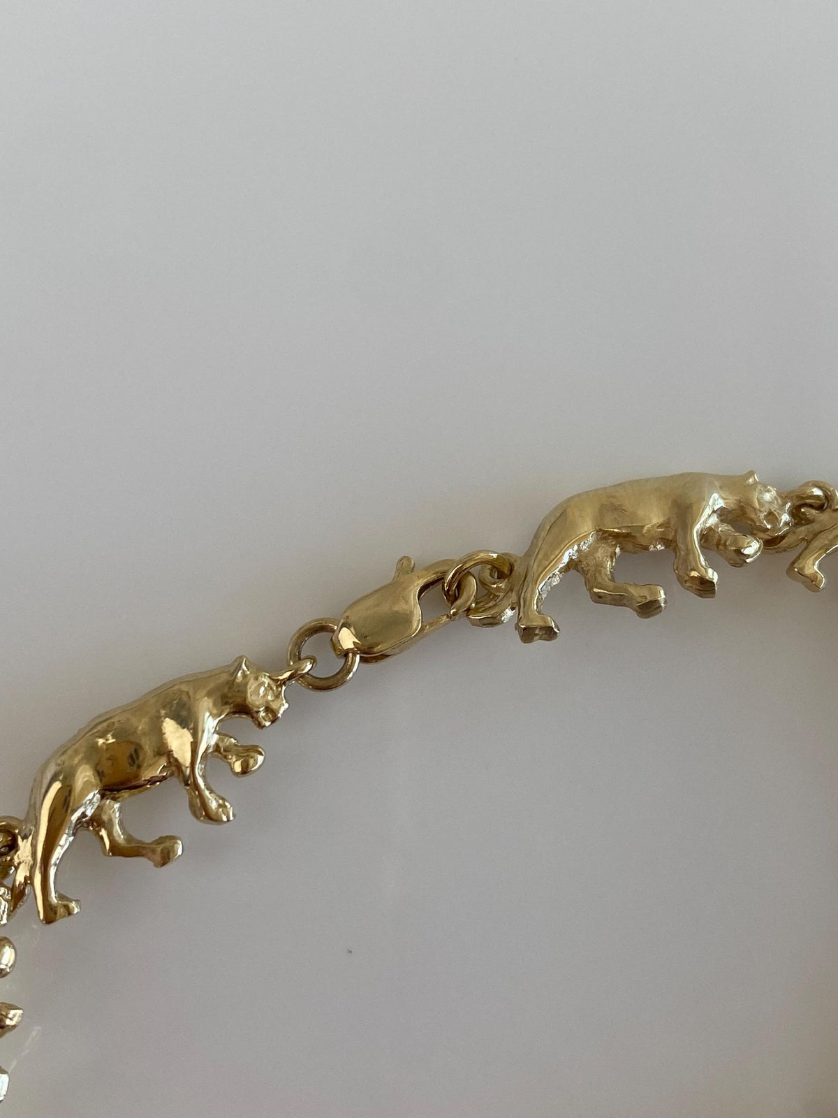 Solid 14k Yellow Gold Jaguar Link Bracelet - 7 inches