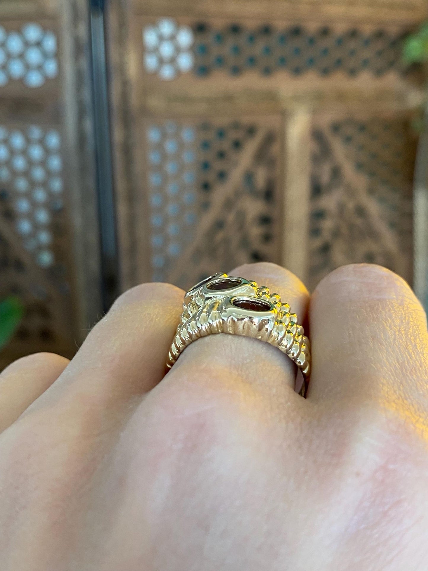 Vintage Solid 14k Yellow Gold Amethyst Citrine Garnet Textured Ring - Size 9.5