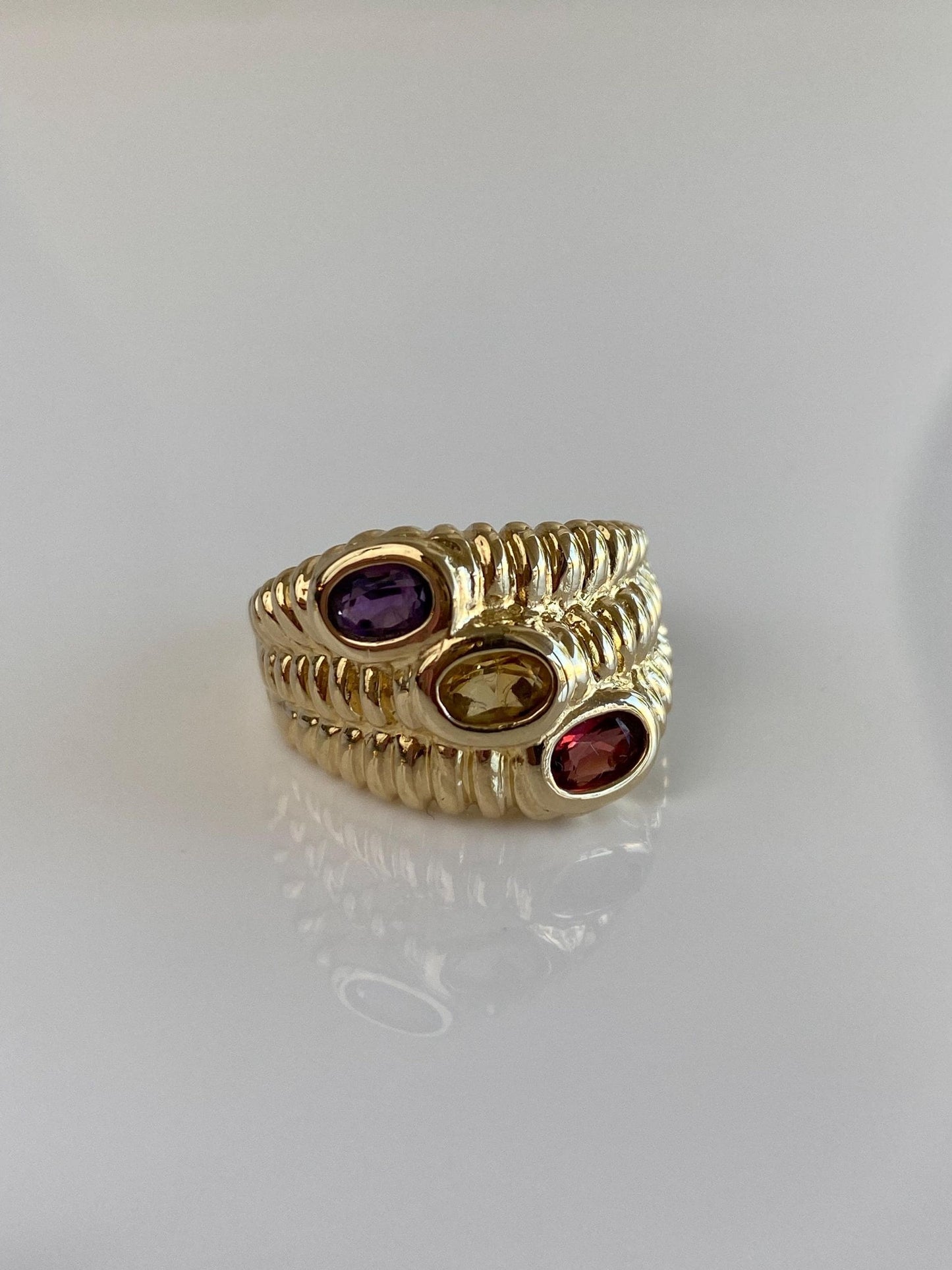 Vintage Solid 14k Yellow Gold Amethyst Citrine Garnet Textured Ring - Size 9.5