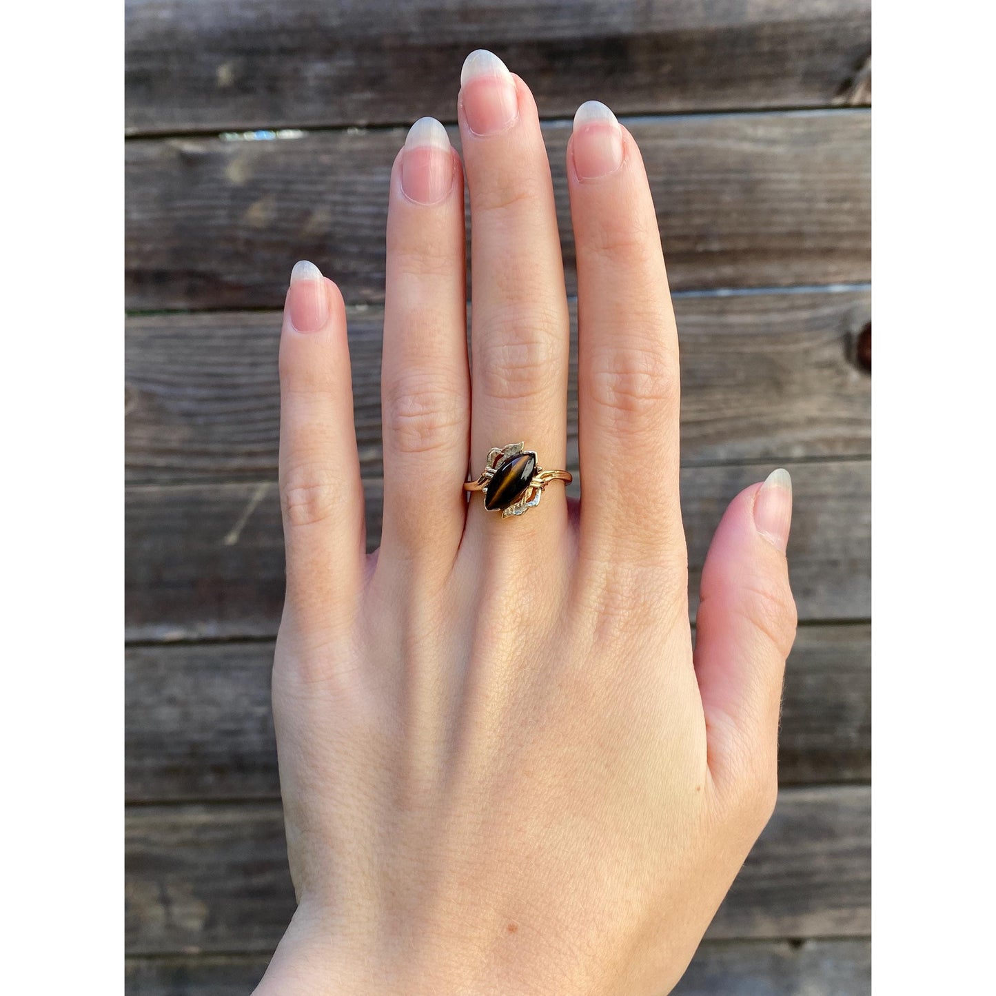 Vintage Solid 10k Yellow Gold Tigers Eye Marquis Shape Ring - Size 6.75
