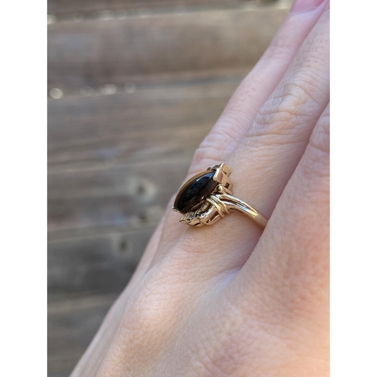 Vintage Solid 10k Yellow Gold Tigers Eye Marquis Shape Ring - Size 6.75