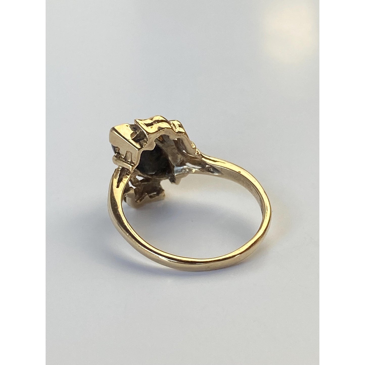 Vintage Solid 10k Yellow Gold Tigers Eye Marquis Shape Ring - Size 6.75