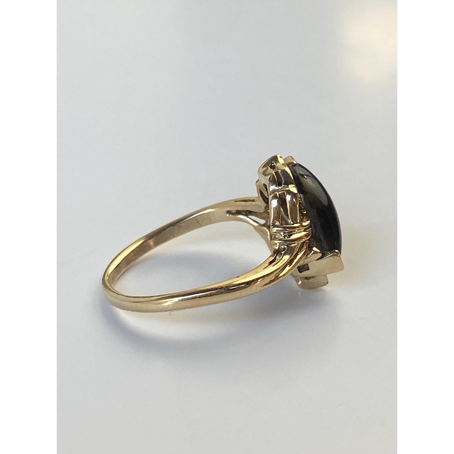 Vintage Solid 10k Yellow Gold Tigers Eye Marquis Shape Ring - Size 6.75