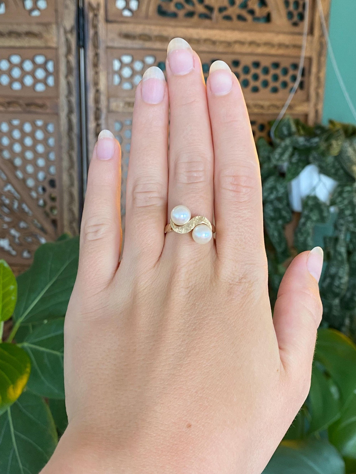 Vintage Solid 14k Yellow Gold Double Pearl Twist Ring - Size 7.75