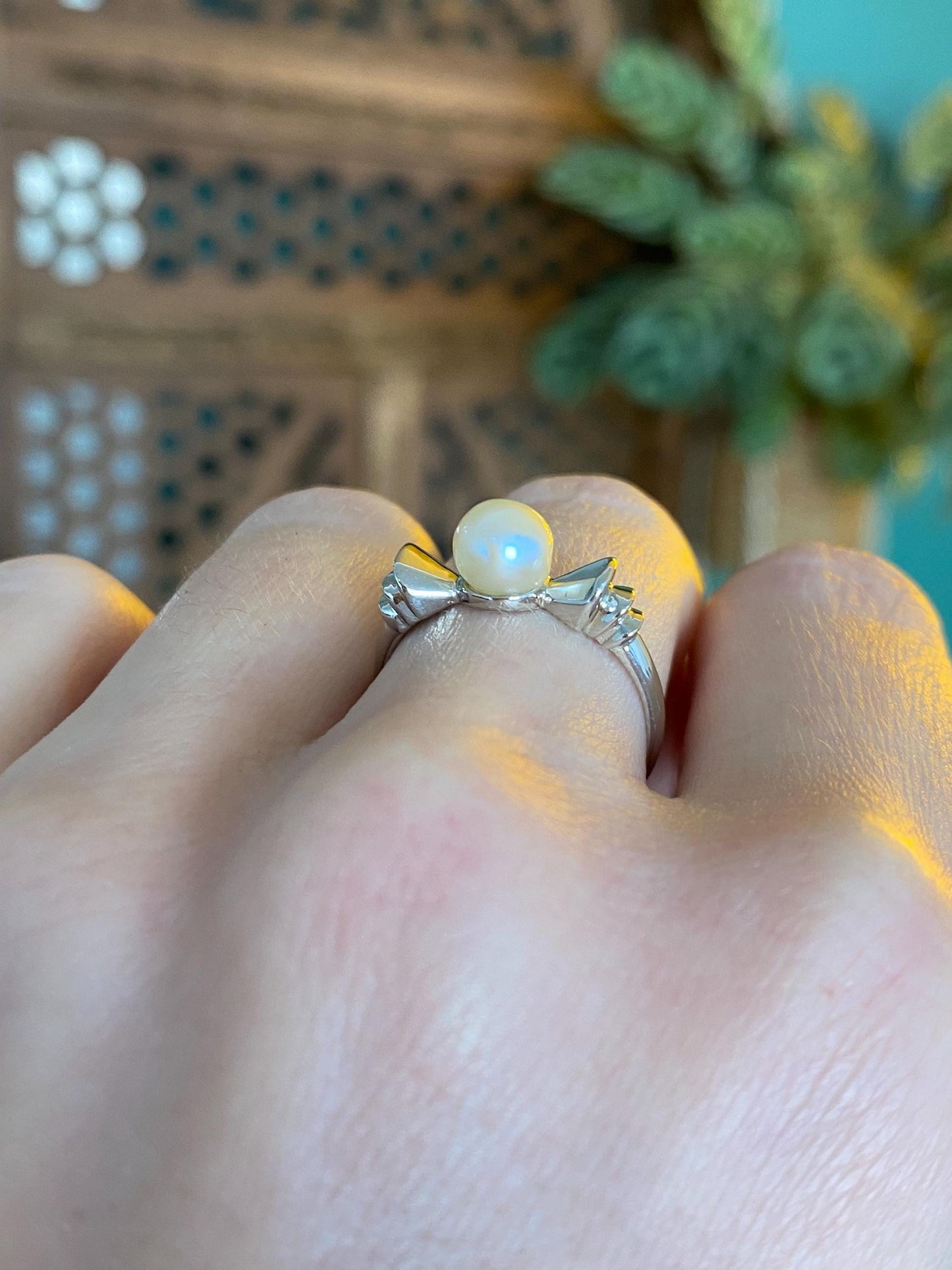 Vintage Solid 14k White Gold Pearl Ring - Size 6.25