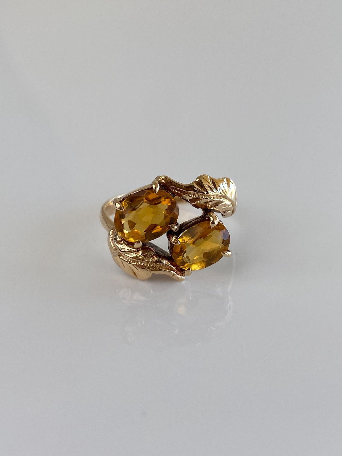 Vintage Solid 14k Yellow Gold Citrine Leaves Ring - Size 7