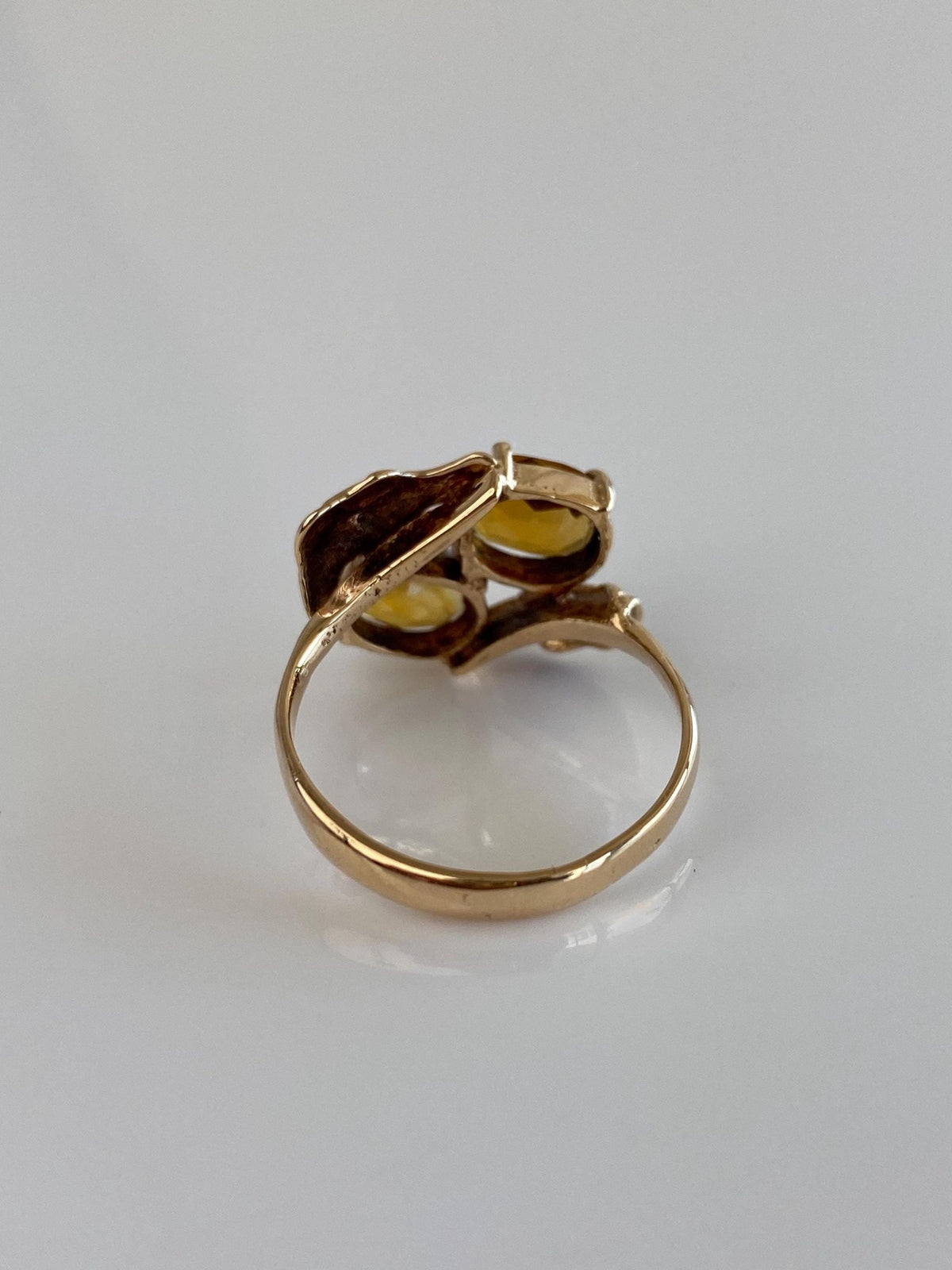 Vintage Solid 14k Yellow Gold Citrine Leaves Ring - Size 7