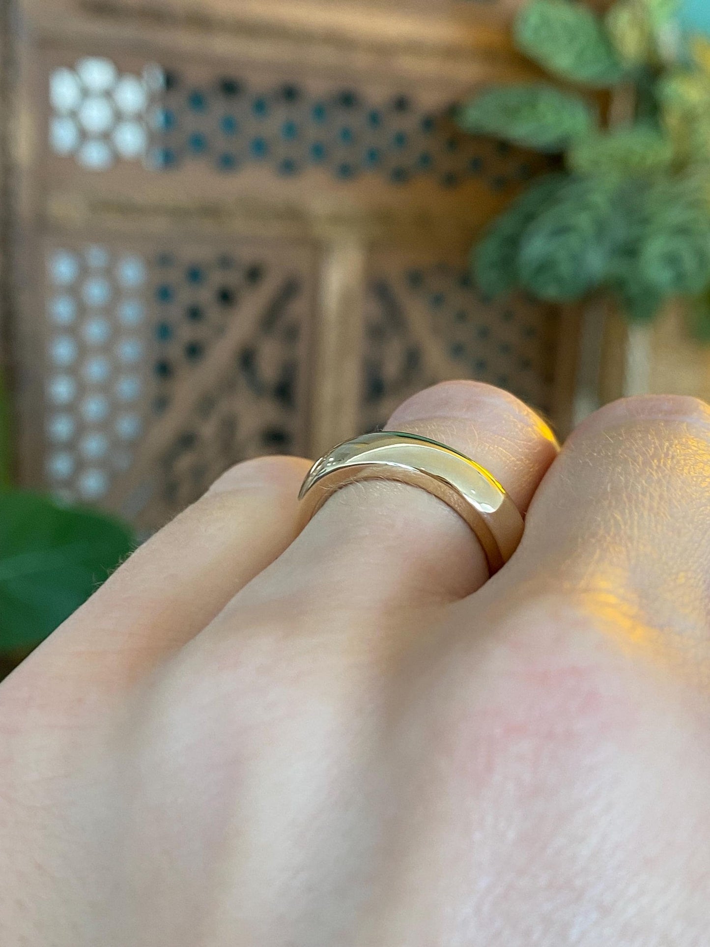 Vintage Solid 14k Yellow Gold Chunky Ring Band - Size 5