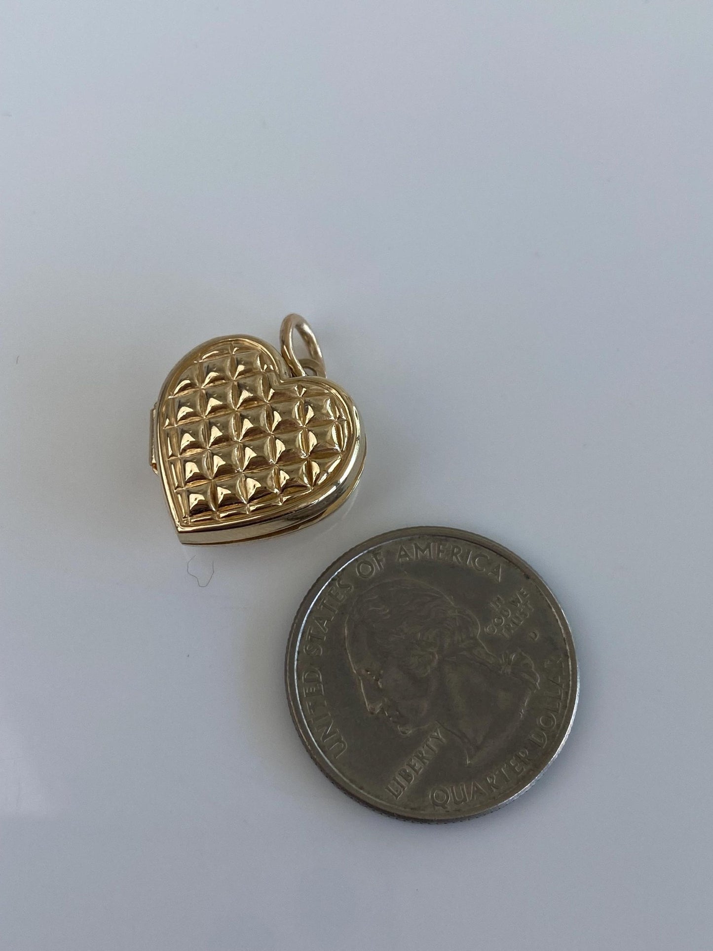 Vintage 14k Yellow Gold Quilted Heart Locket Charm