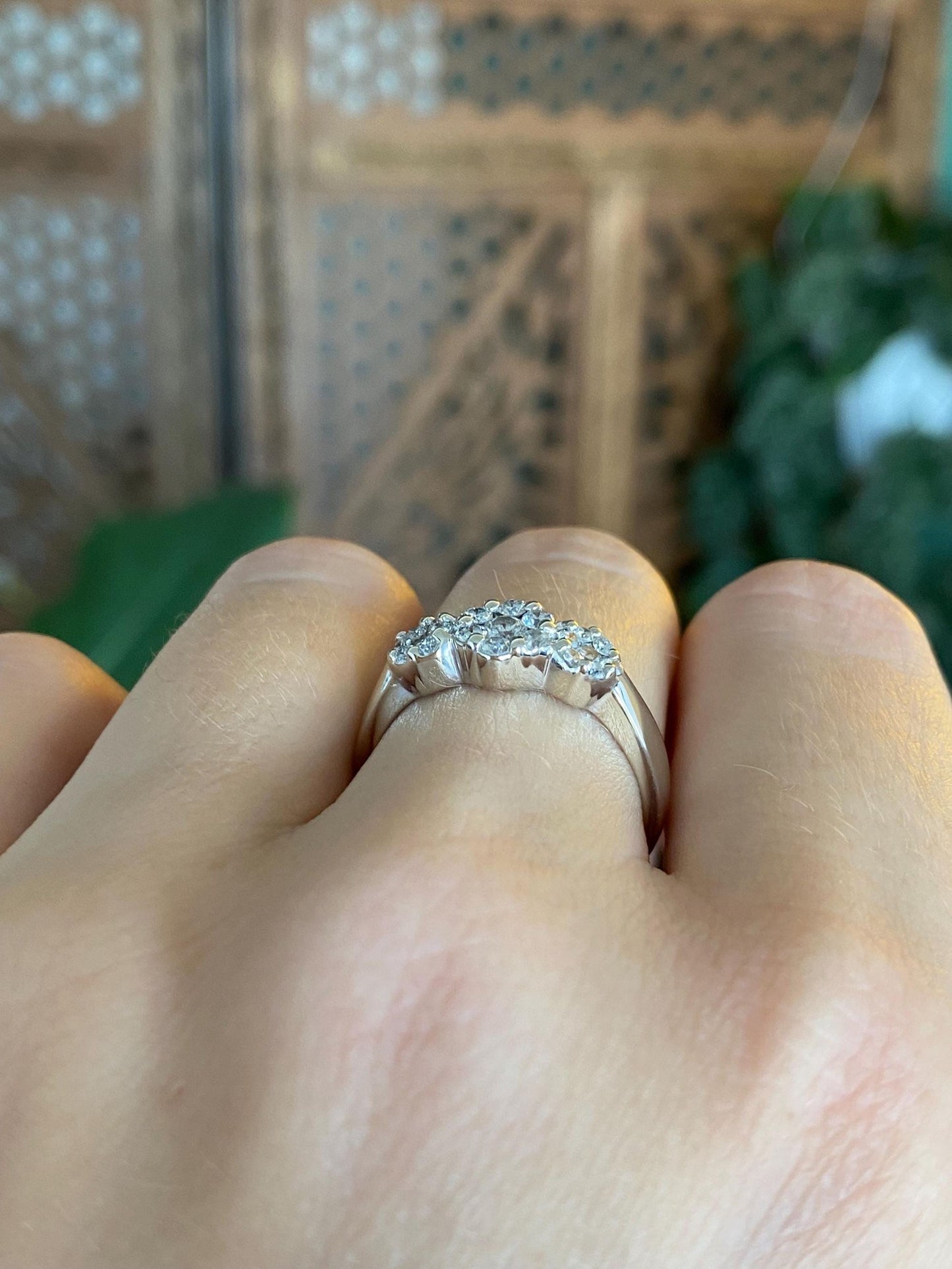 Vintage Solid 14k White Gold Diamond Cluster Flower Ring - Size 7