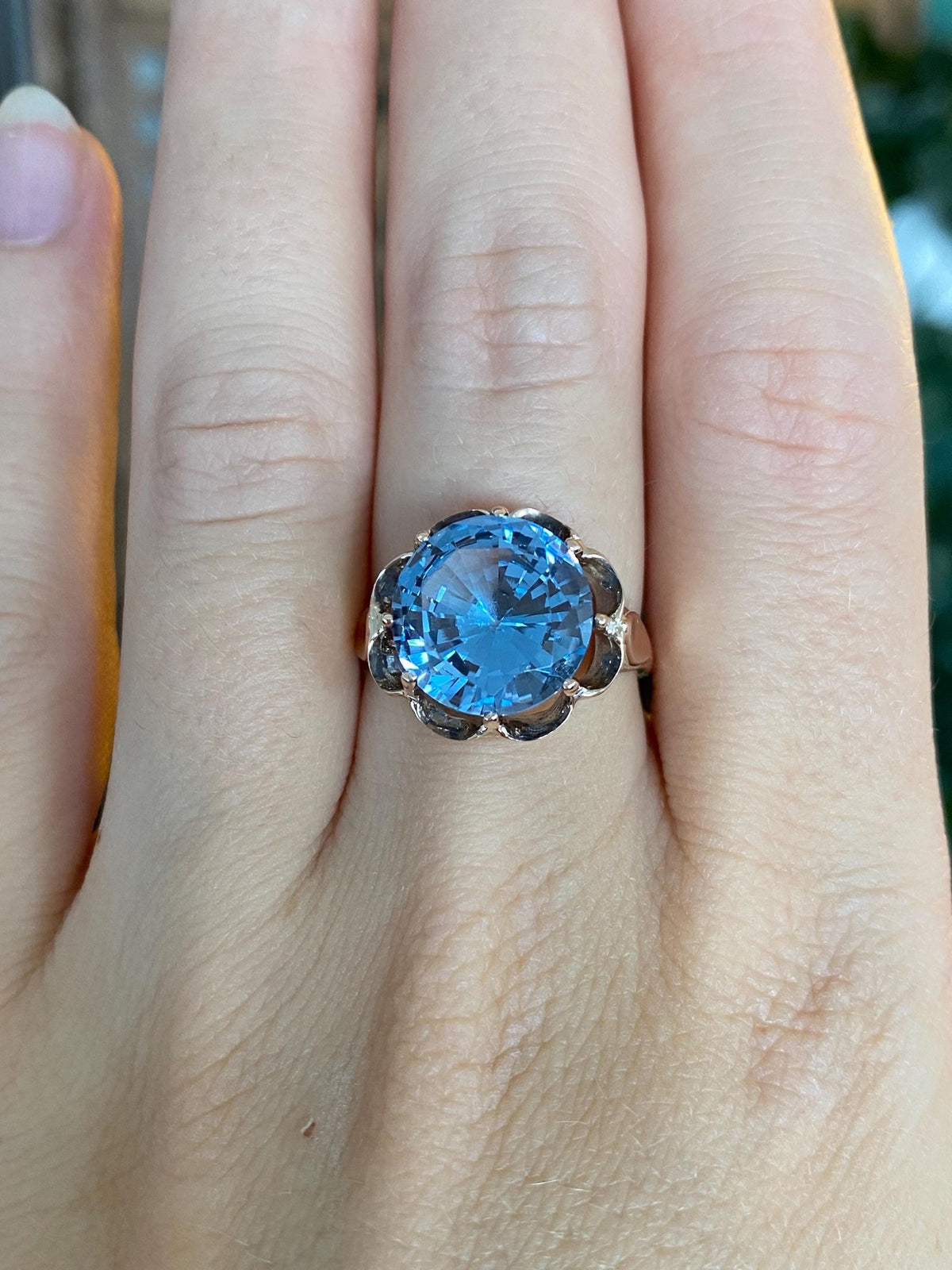 Vintage Solid 9k Rosey Gold Topaz Ring - Size 7.25