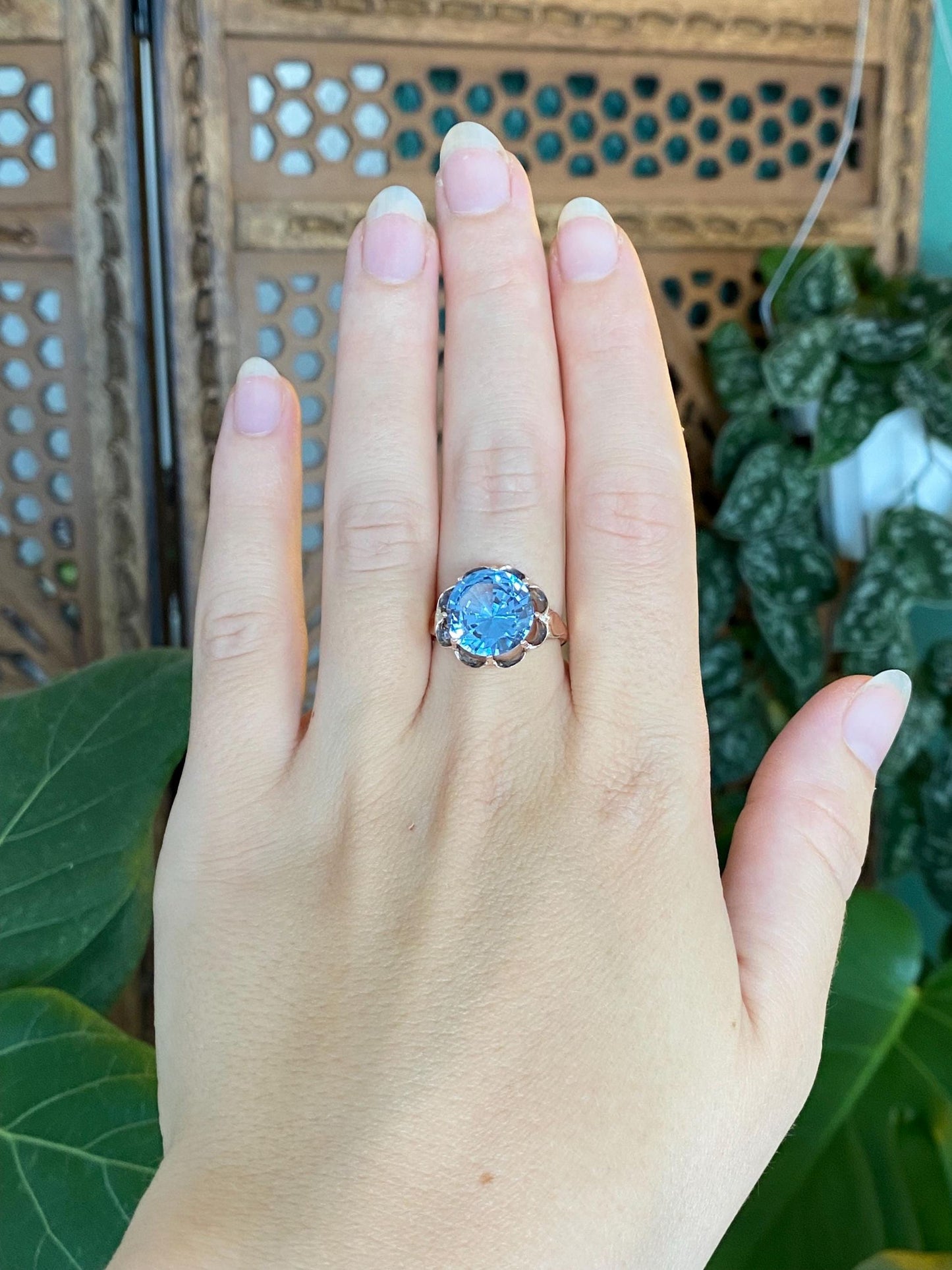 Vintage Solid 9k Rosey Gold Topaz Ring - Size 7.25