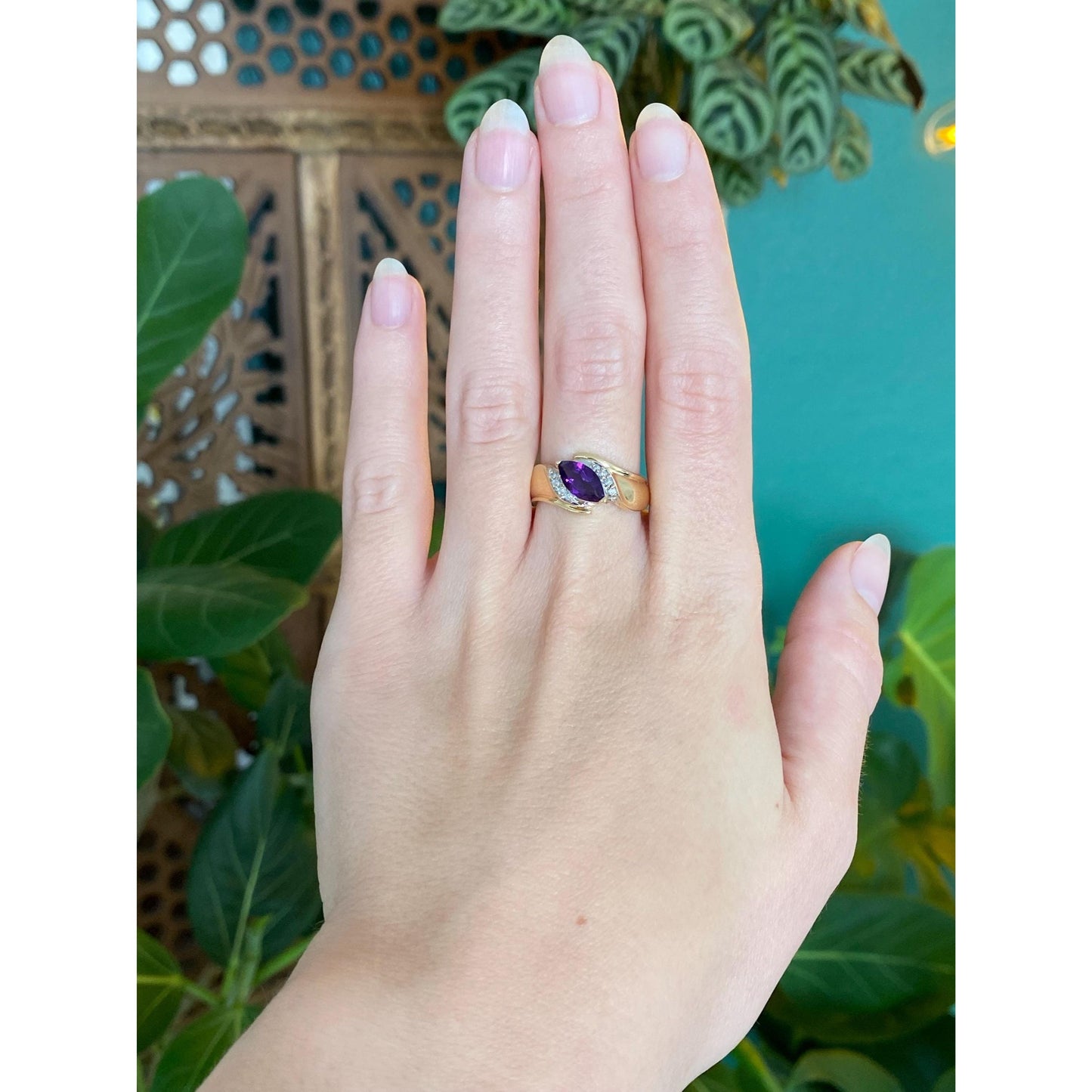 Vintage Solid 14k White & Yellow Gold Diamond Amethyst Ring - Size 7.5