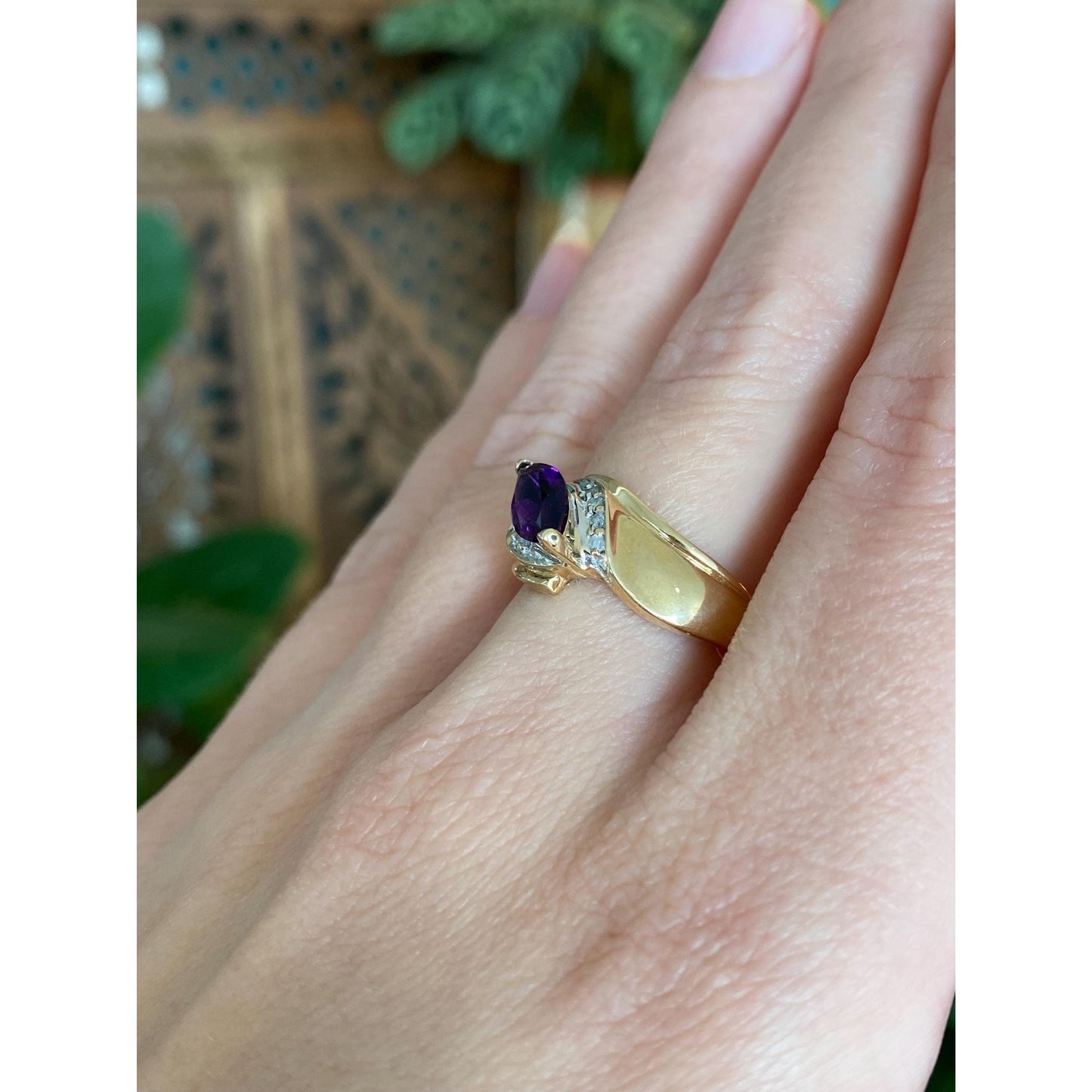 Vintage Solid 14k White & Yellow Gold Diamond Amethyst Ring - Size 7.5