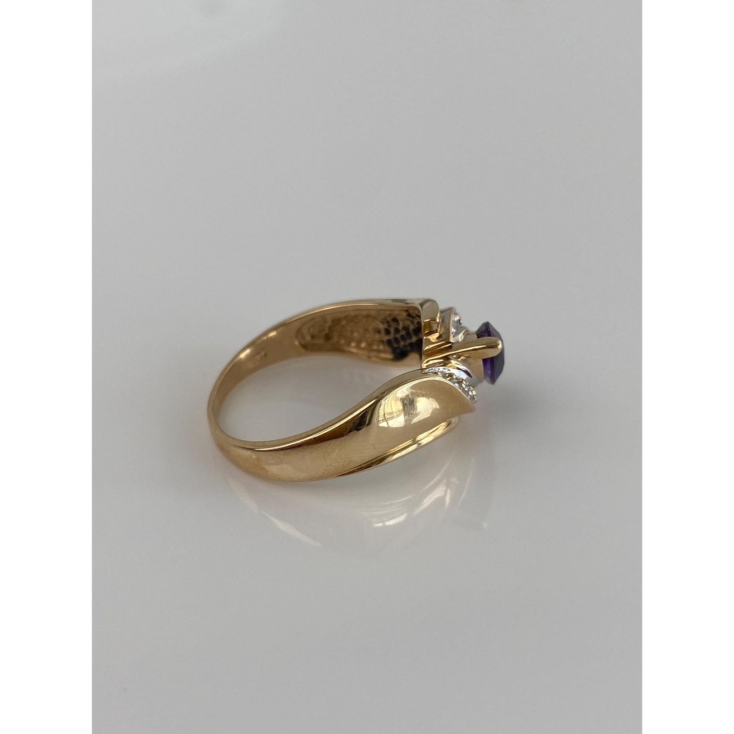 Vintage Solid 14k White & Yellow Gold Diamond Amethyst Ring - Size 7.5