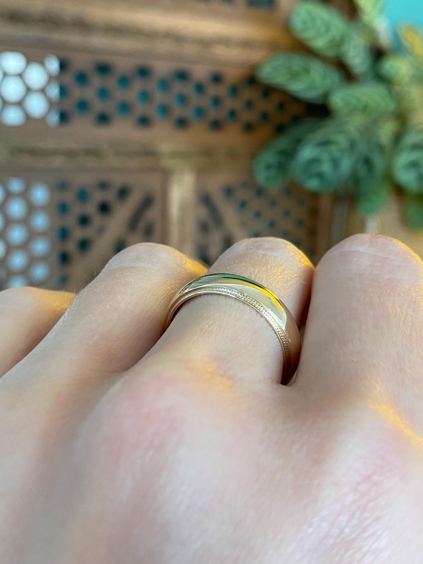 Vintage Solid 14k Yellow Gold Milgrain Ring Band - Size 7.25
