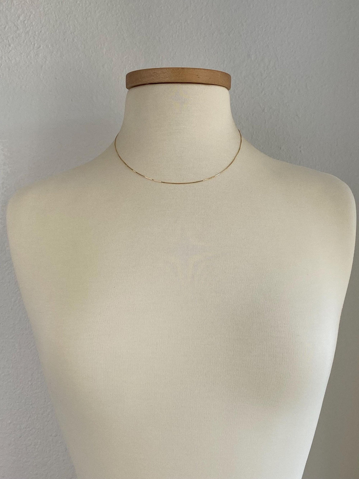 Vintage Solid 14k Yellow Gold Box Chain Necklace - 17.5 inches