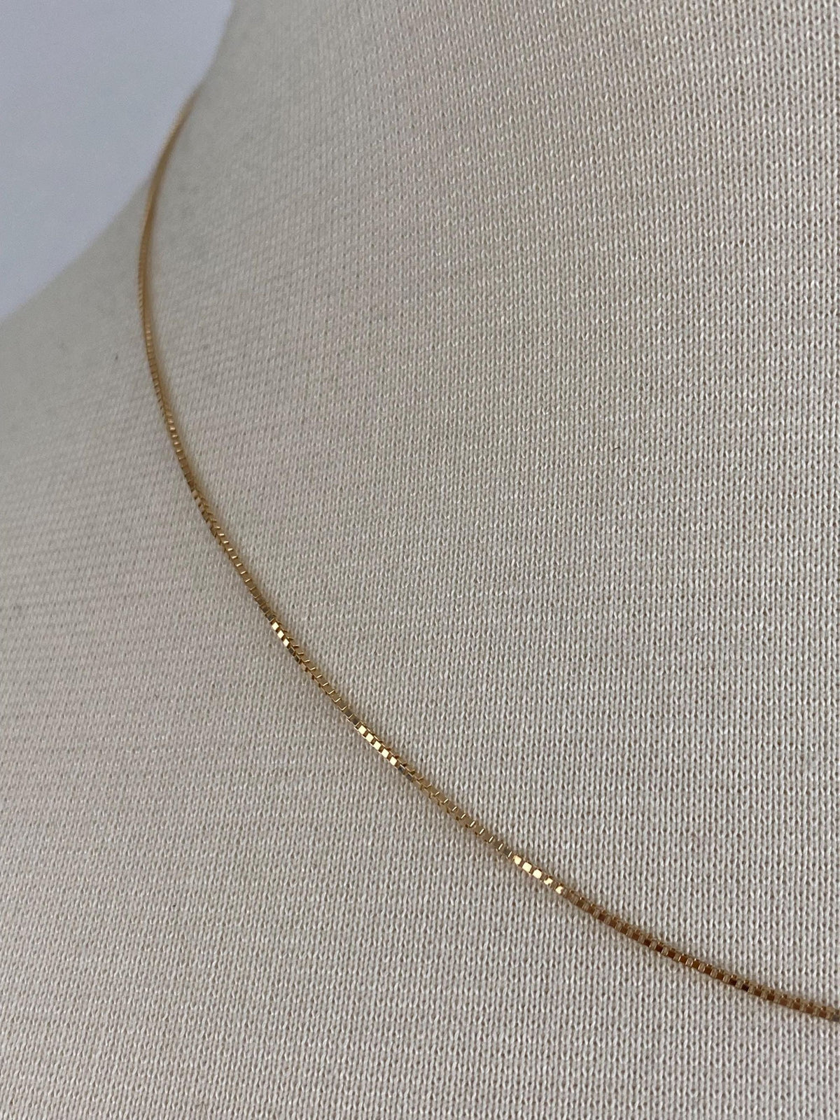 Vintage Solid 14k Yellow Gold Box Chain Necklace - 17.5 inches