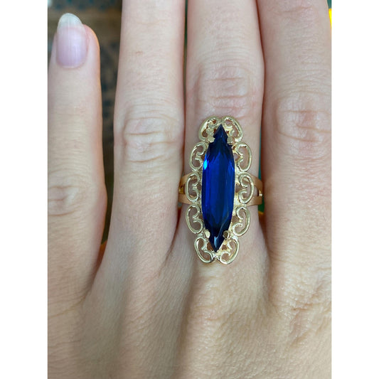 Vintage Solid 10k Yellow Gold Marquis Blue Spinel Ring - Size 7.75