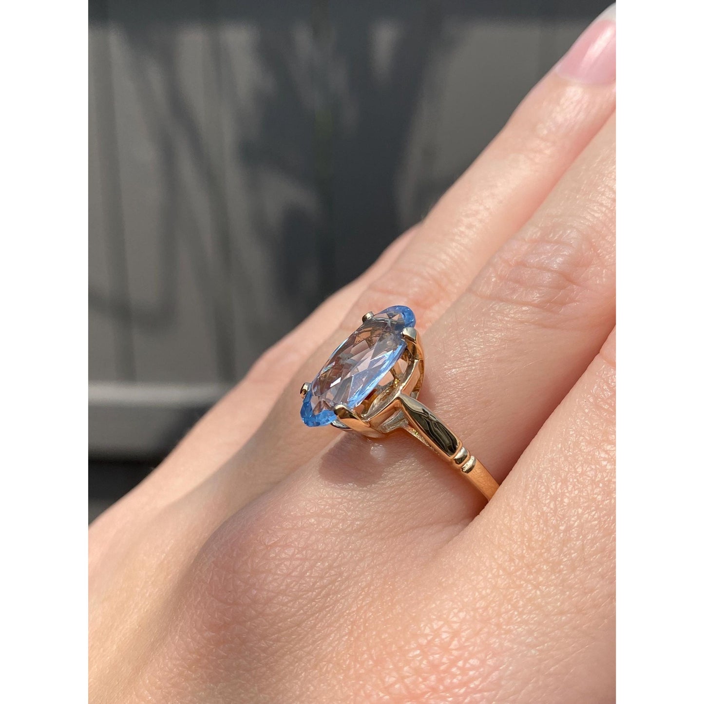 Vintage Solid 14k Yellow Gold Topaz Ring - Size 8
