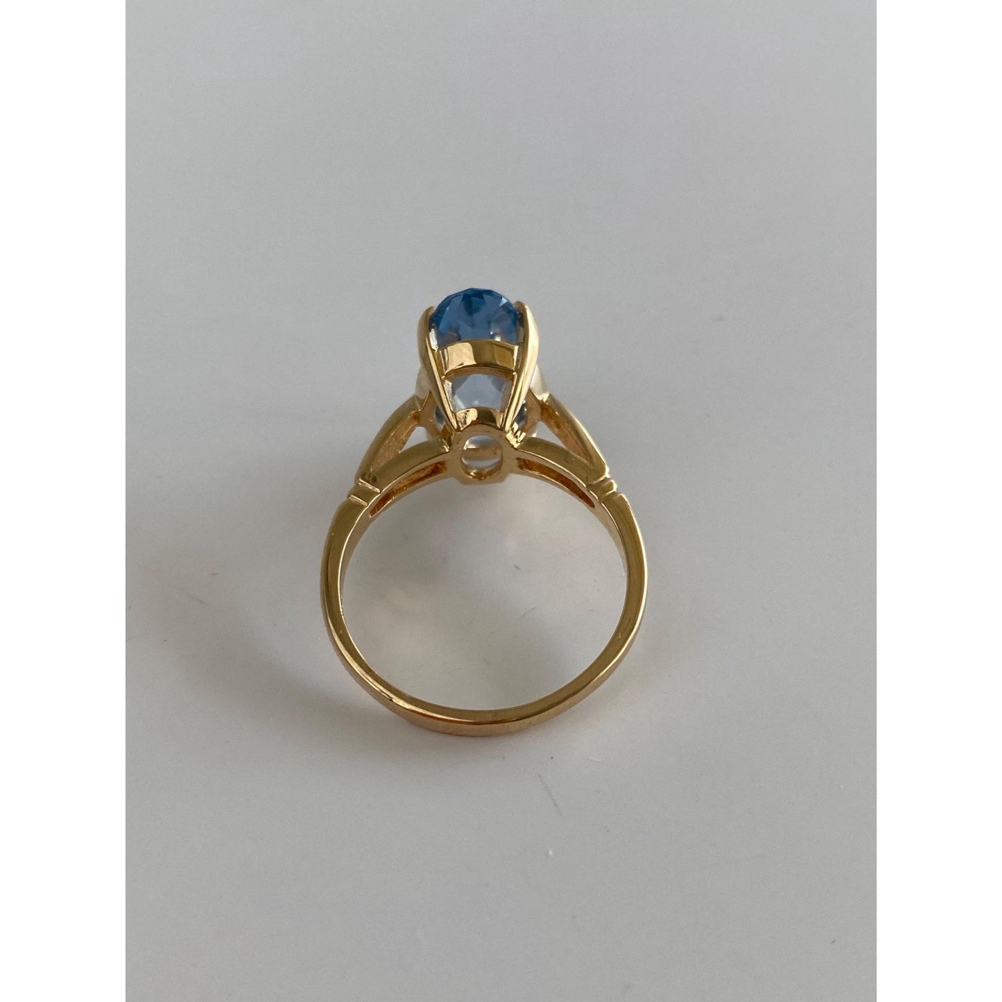 Vintage Solid 14k Yellow Gold Topaz Ring - Size 8
