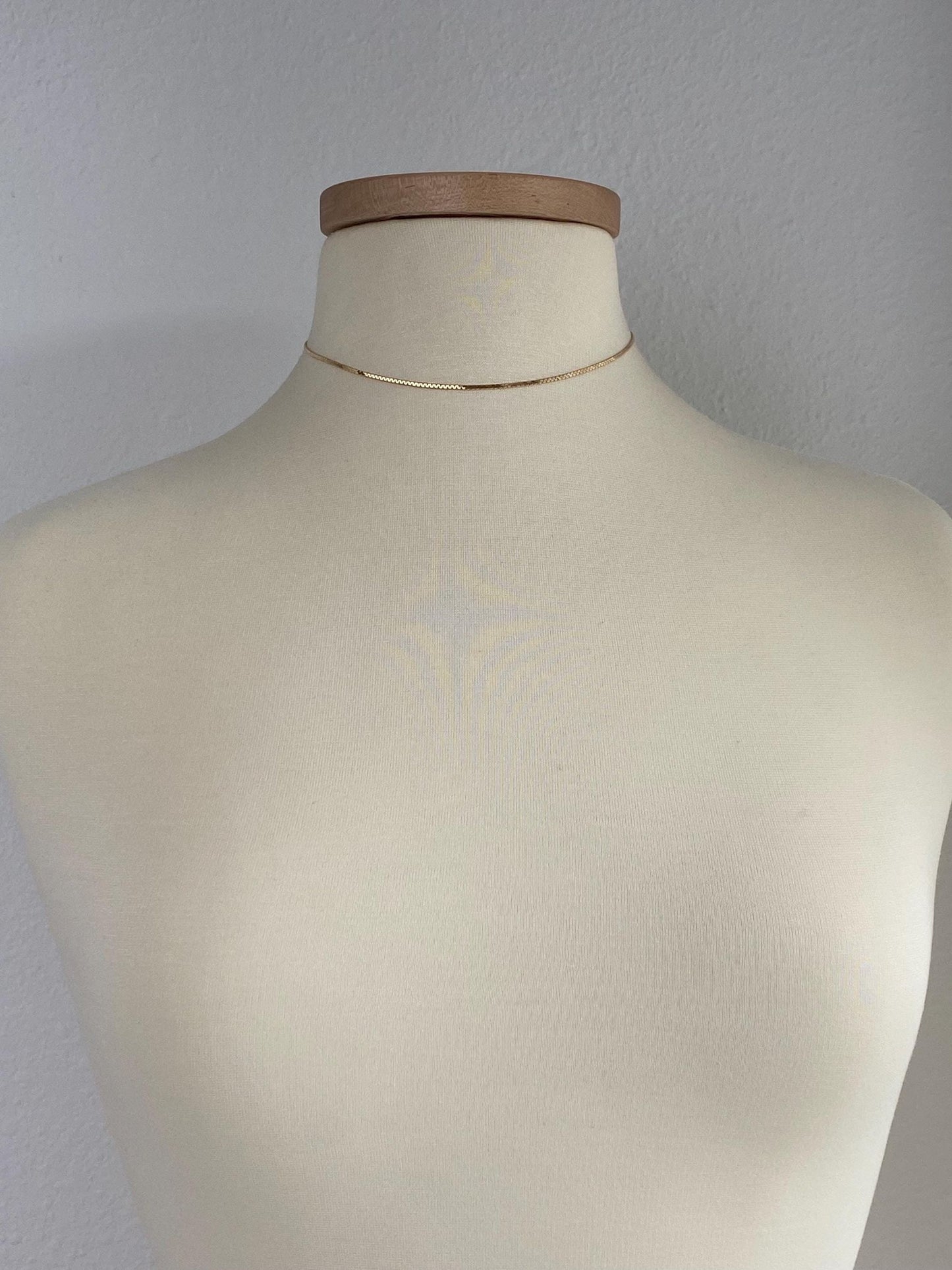 Vintage Solid 14k Yellow Gold Flat Serpentine Chain Necklace - 15 inches