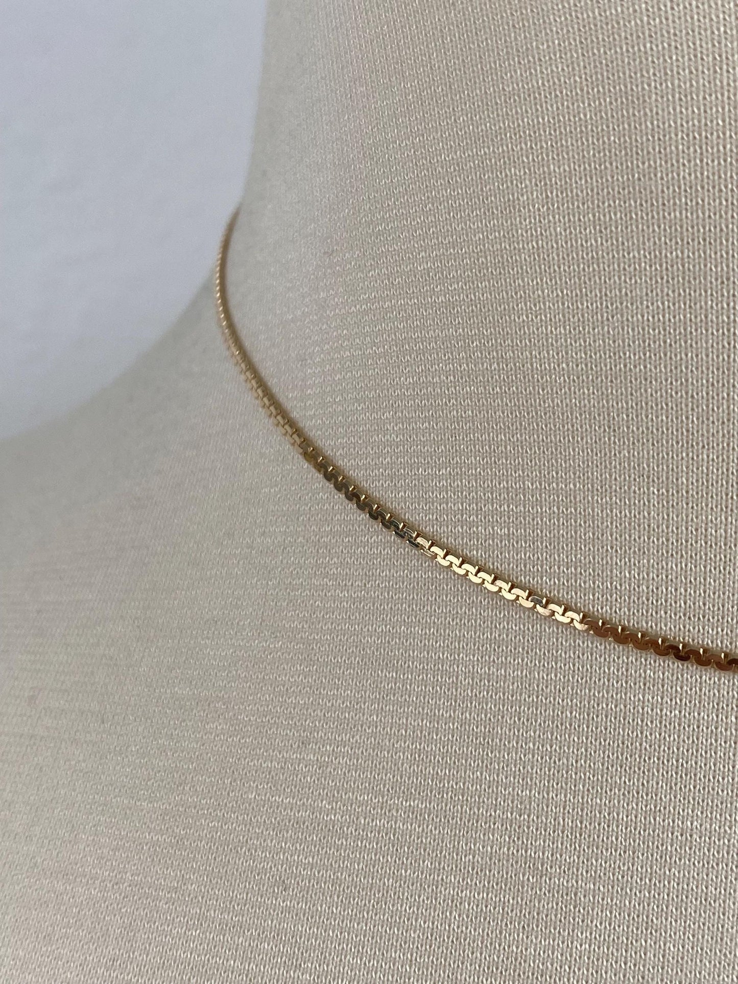 Vintage Solid 14k Yellow Gold Flat Serpentine Chain Necklace - 15 inches