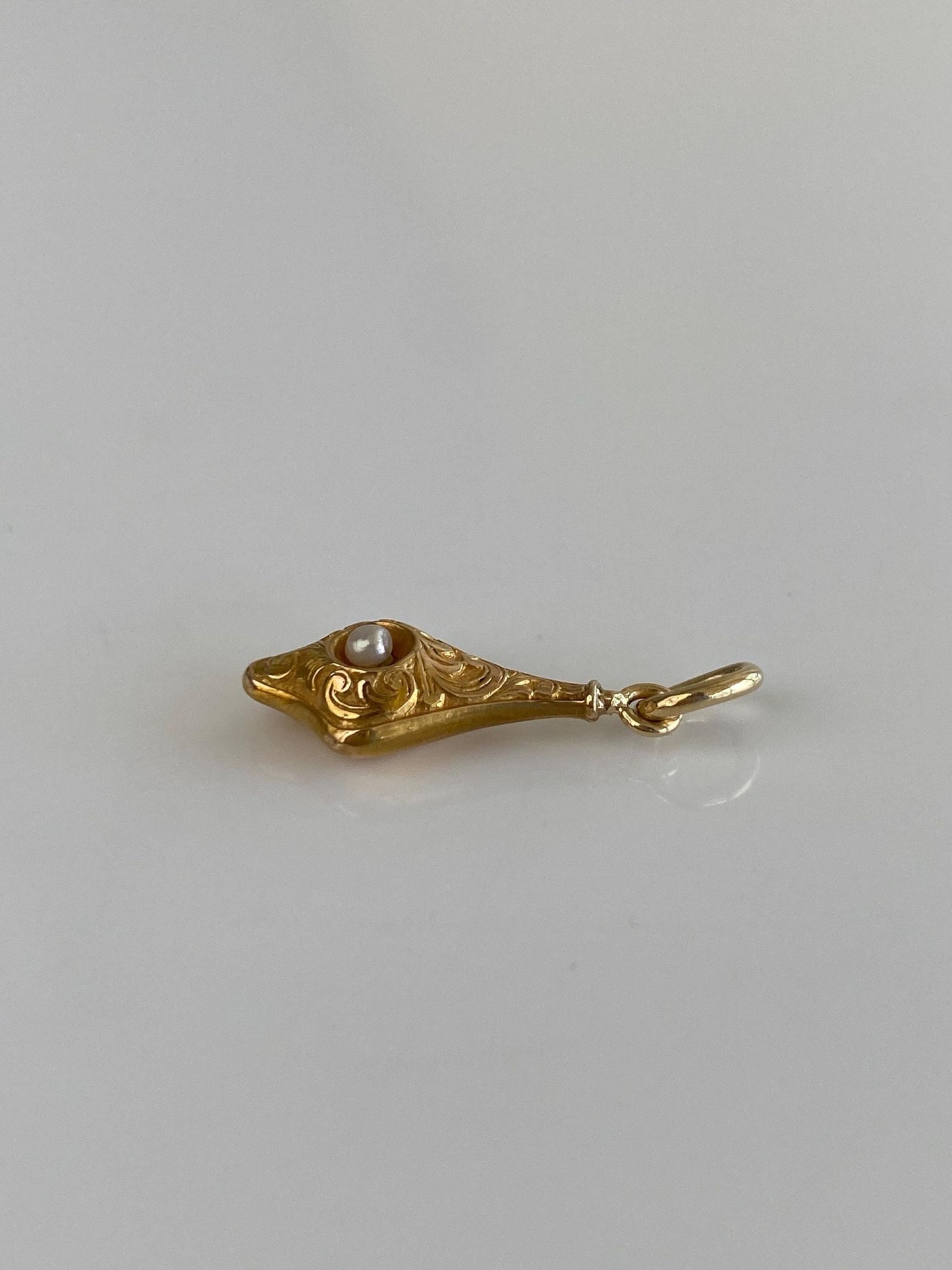 Vintage 10k Yellow Gold Seed Pearl Embossed Textured Stick Pin Charm