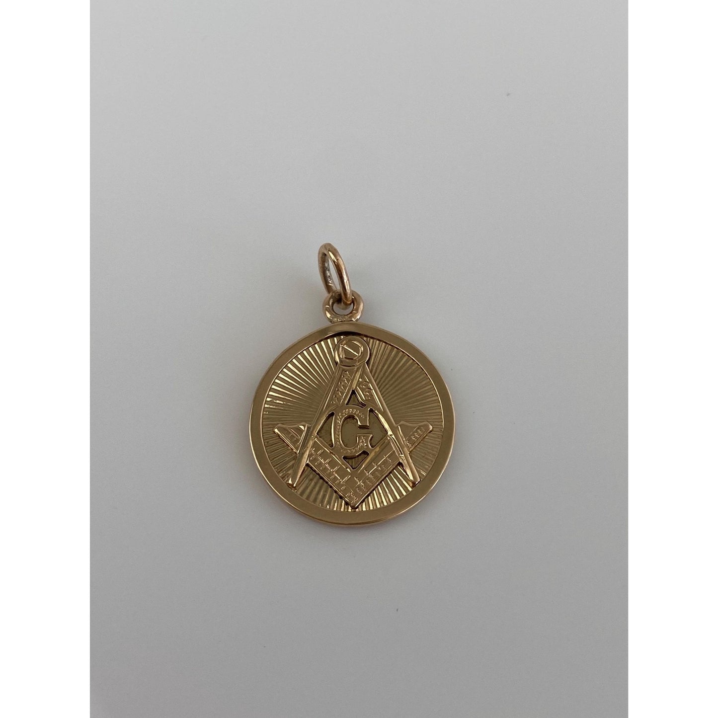 Vintage Solid 10k Yellow Gold Engine Turned Freemason Charm
