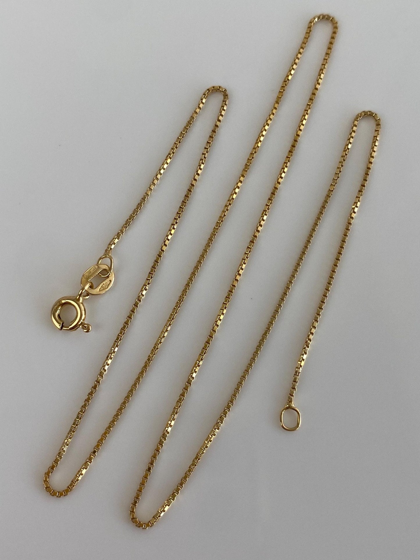 Vintage Solid 18k Yellow Gold Box Chain Necklace - 16 inches