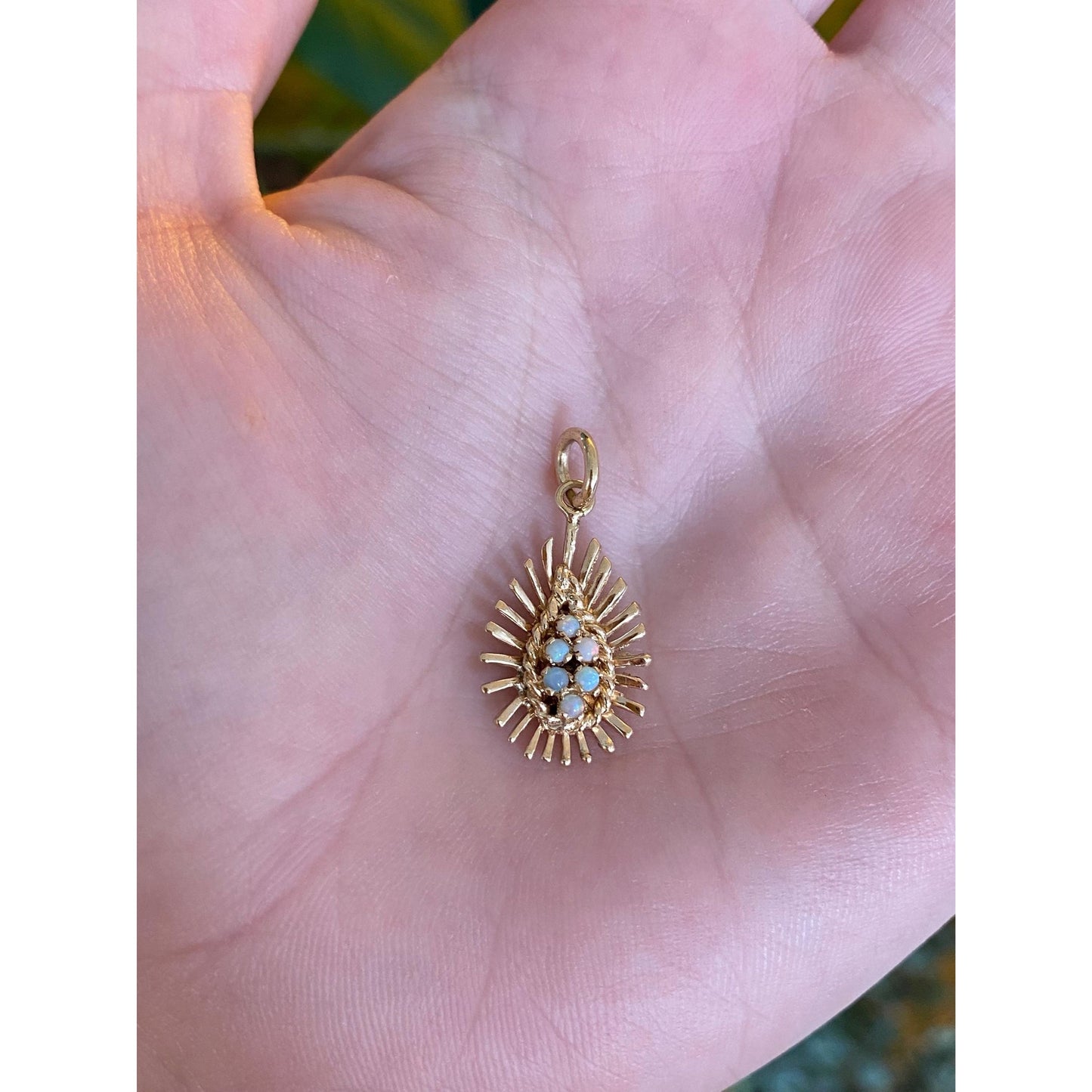 Vintage Solid 14k Yellow Gold Opal Starburst Charm