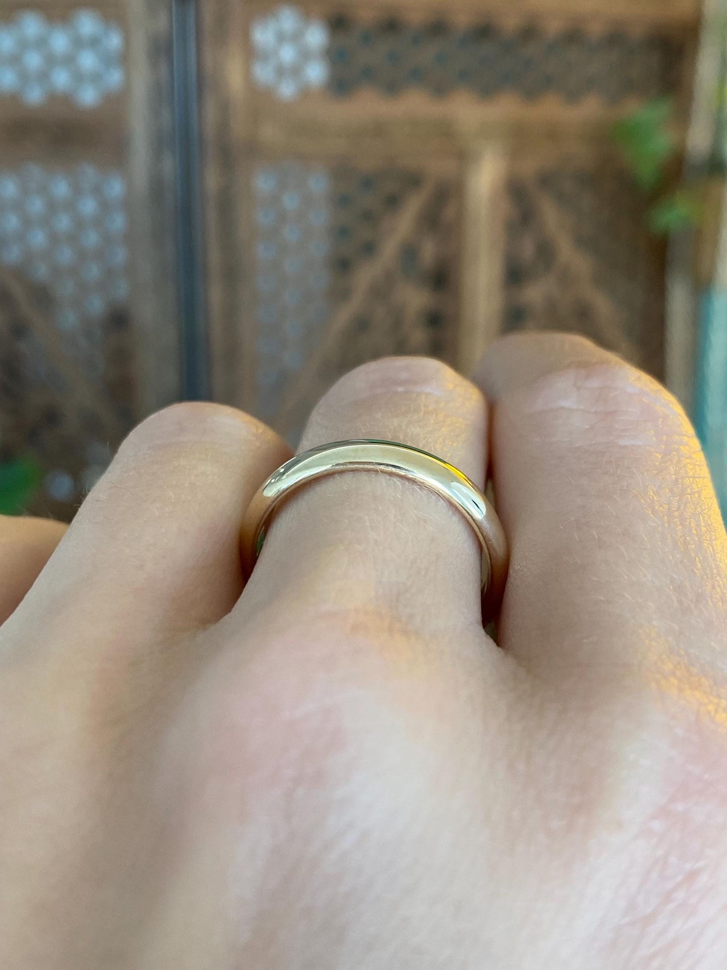 Vintage Solid 14k Yellow Gold Ring Band - Size 8.75